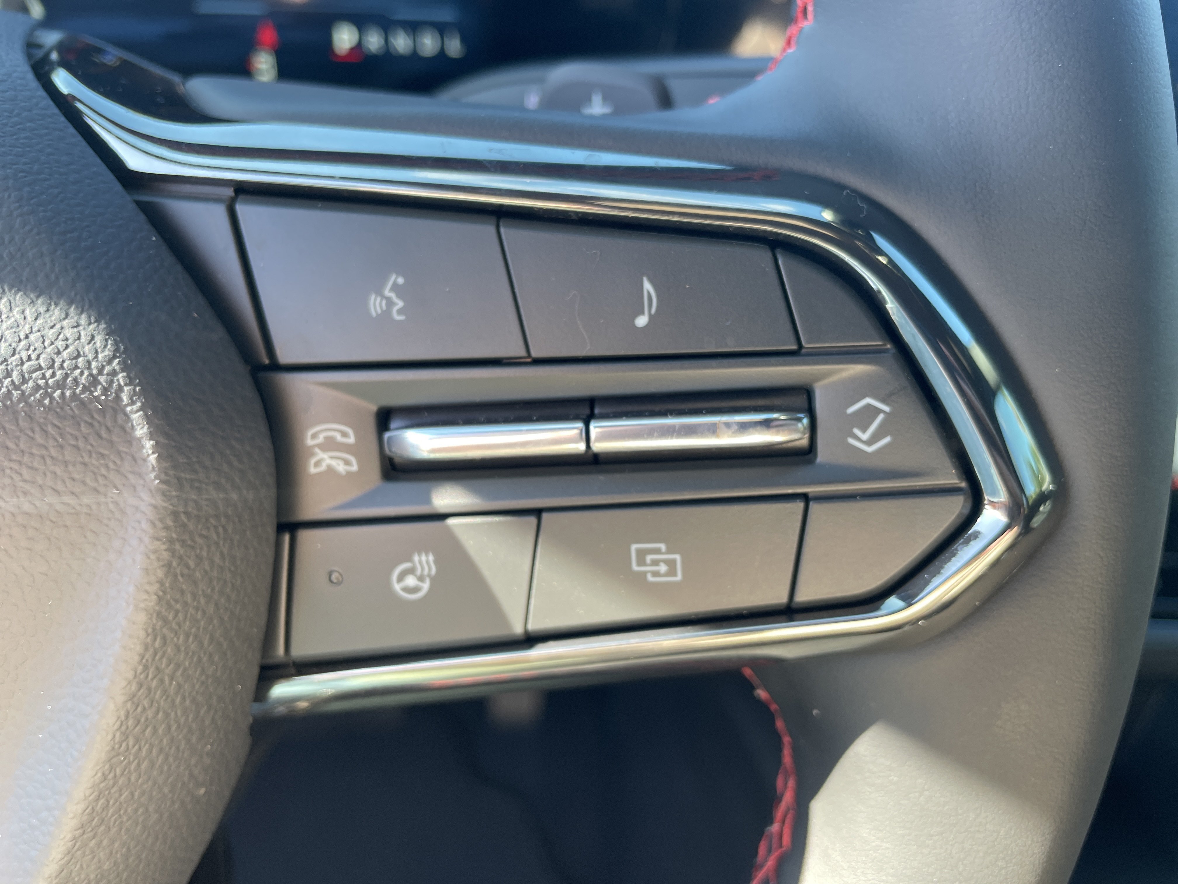 2027 Chevrolet Equinox RS - Photo 19