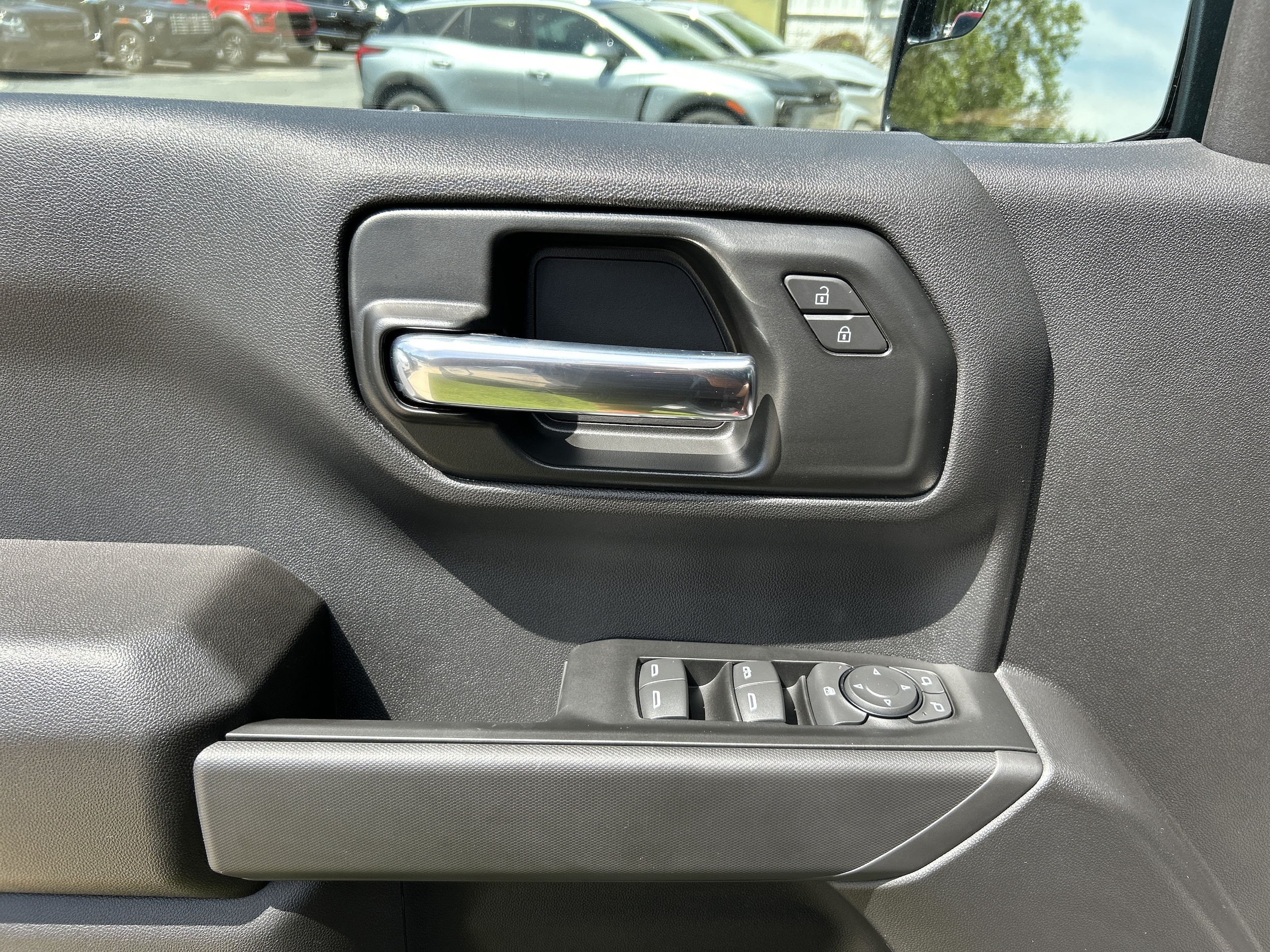 2026 Chevrolet Silverado 1500 Custom Trail Boss - Photo 11
