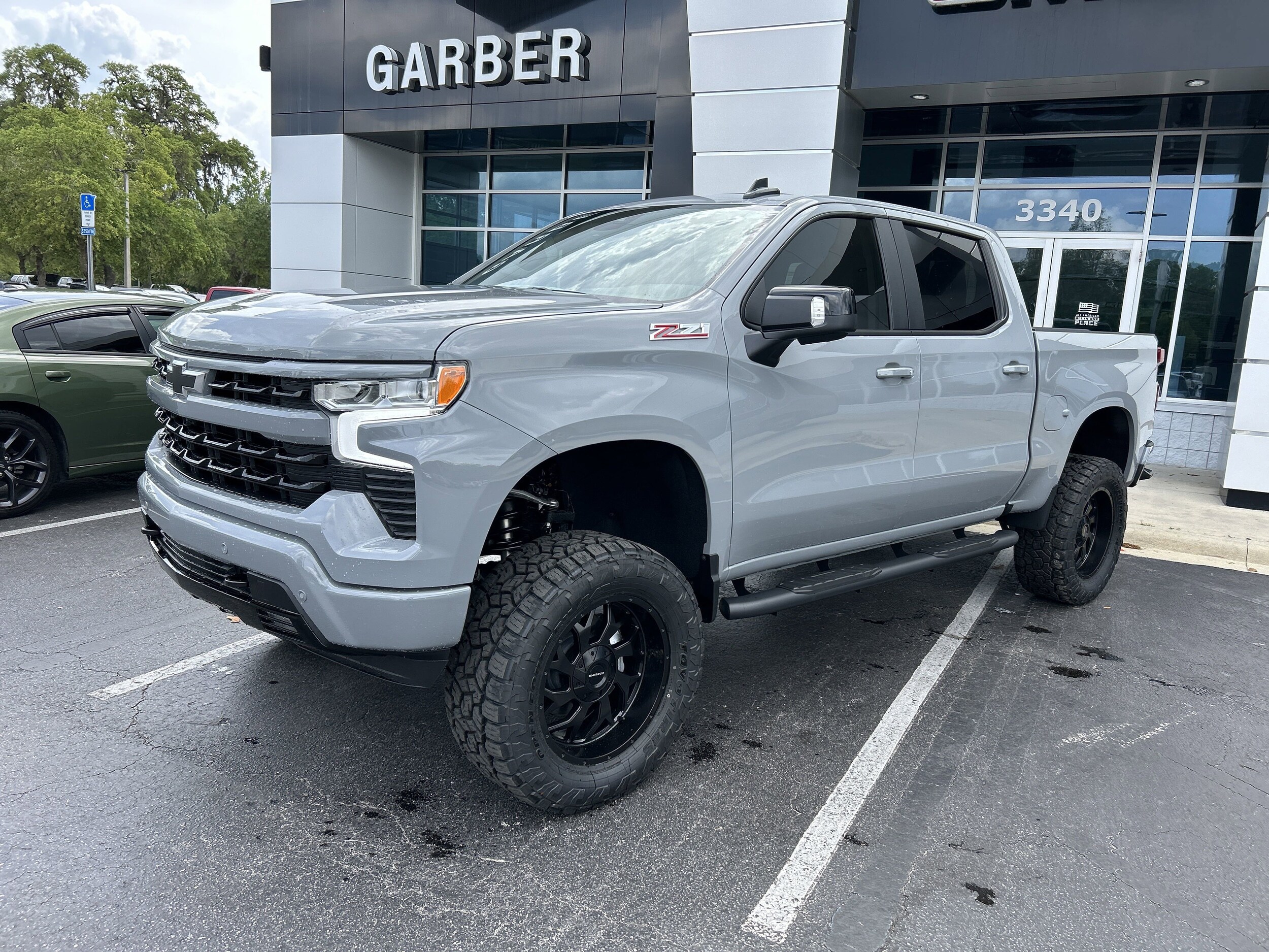 2025 Chevrolet Silverado 1500 RST photo 4