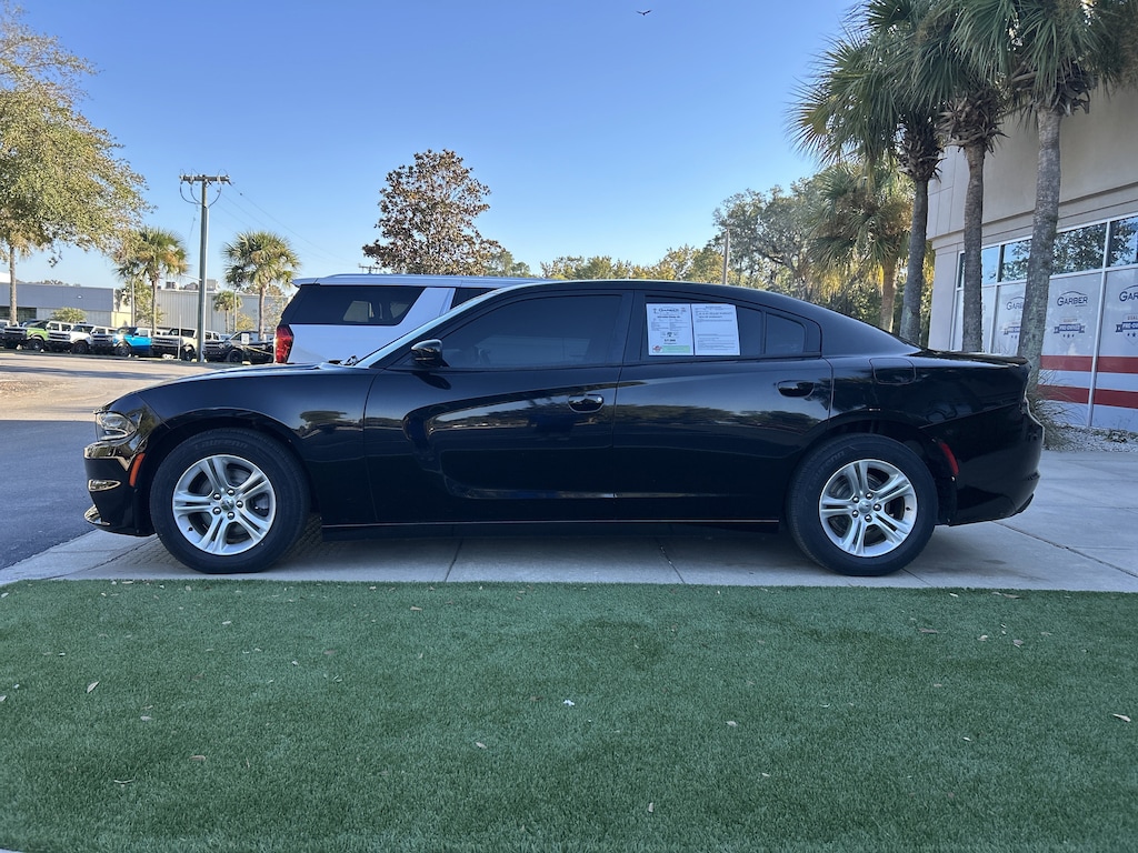 Used 2020 Dodge Charger SXT RWD Sedan
