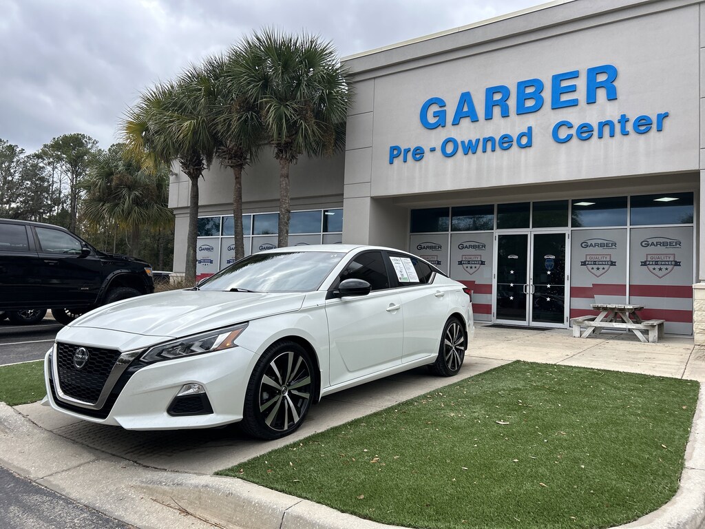Used 2022 Nissan Altima 2.5 SR