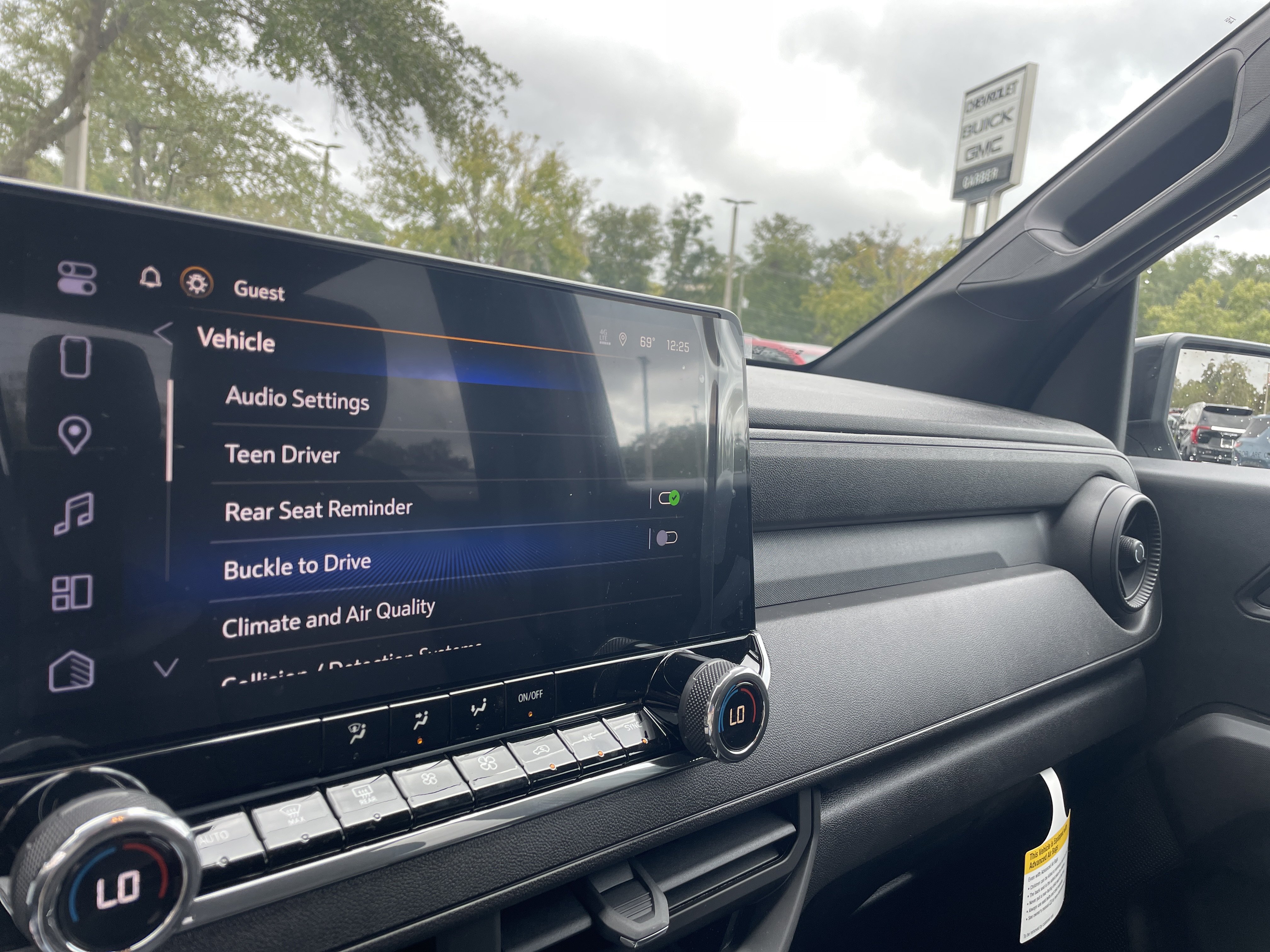 2026 Chevrolet Colorado Trail Boss - Photo 52