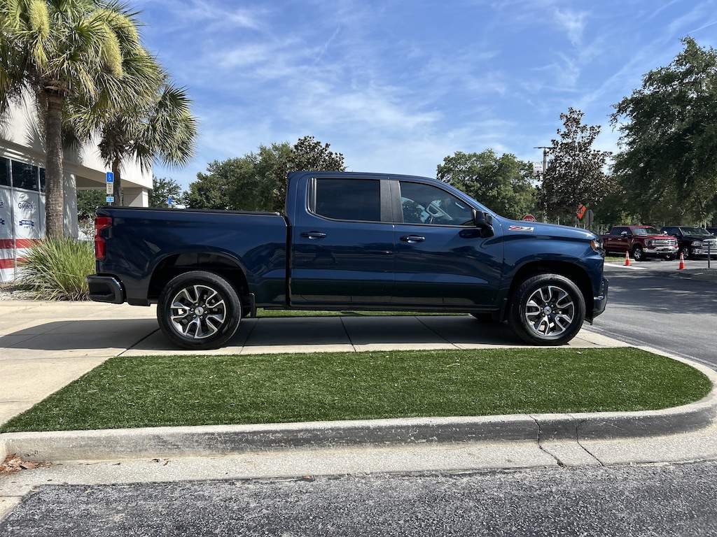 Used 2020 Chevrolet Silverado 1500 RST Truck