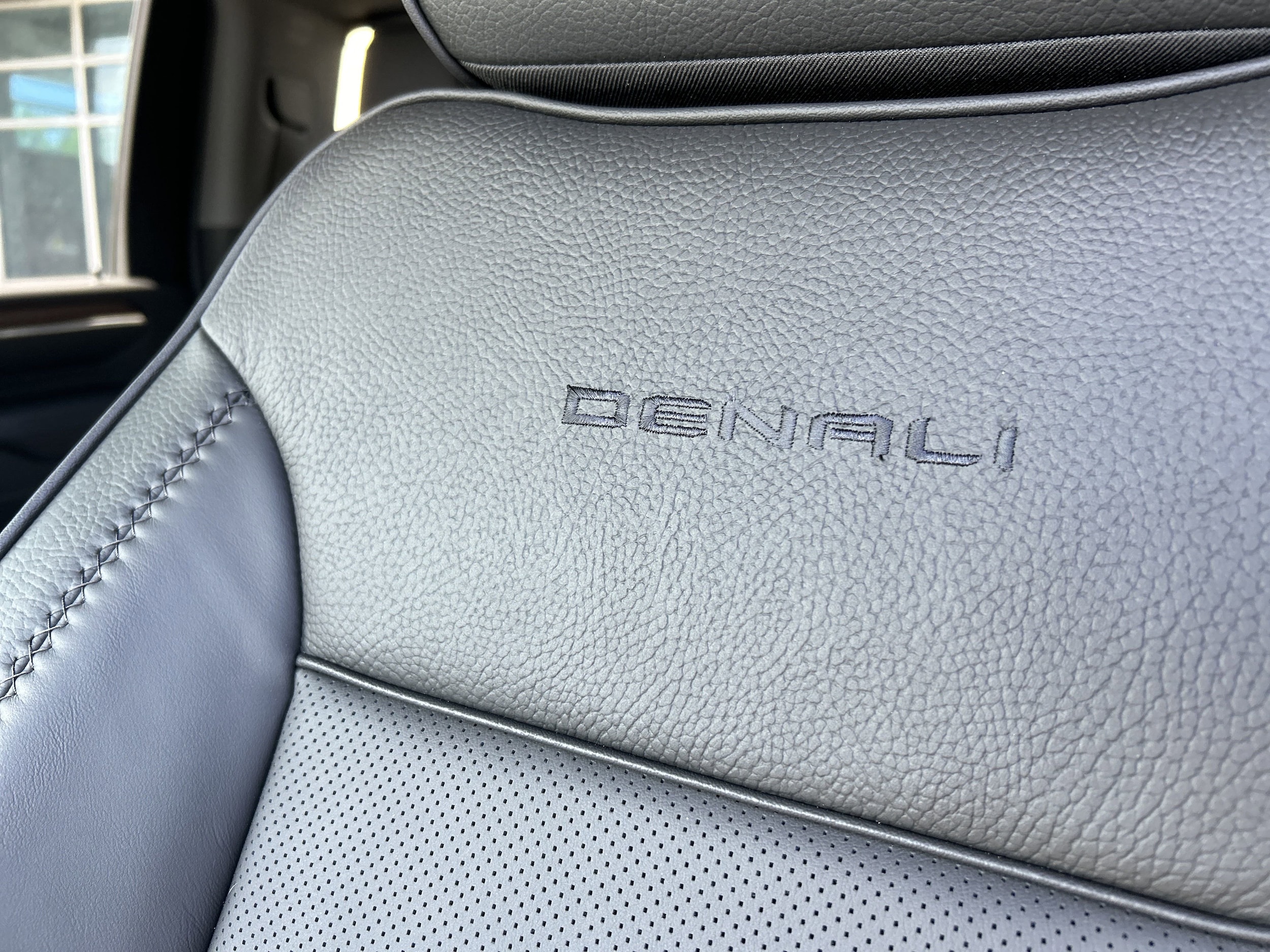 2025 GMC Sierra 2500HD Denali - Photo 21