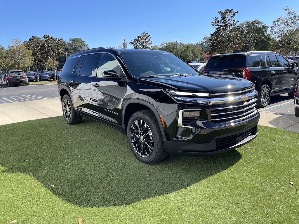 New 2026 Chevrolet Traverse LT SUV
