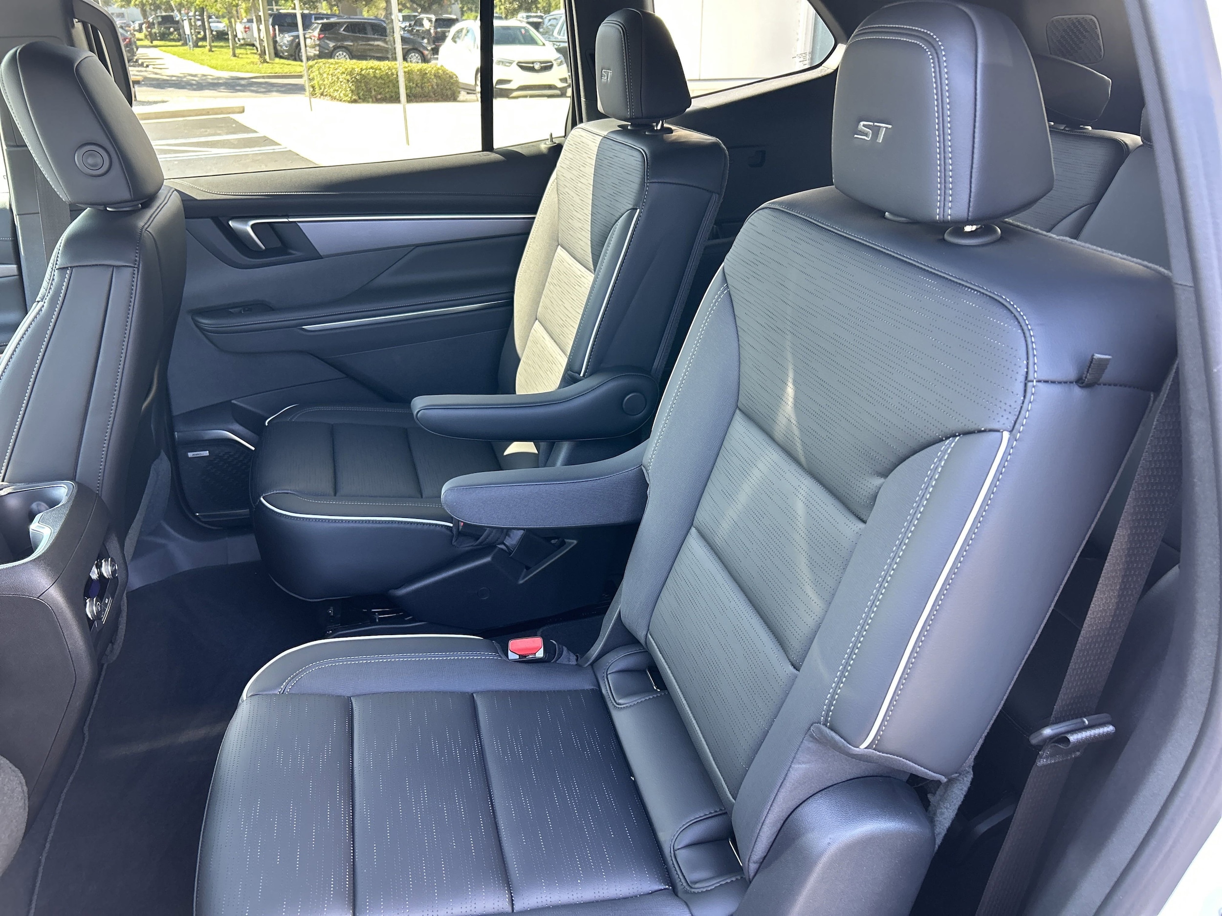 2026 Buick Enclave Sport Touring - Photo 44