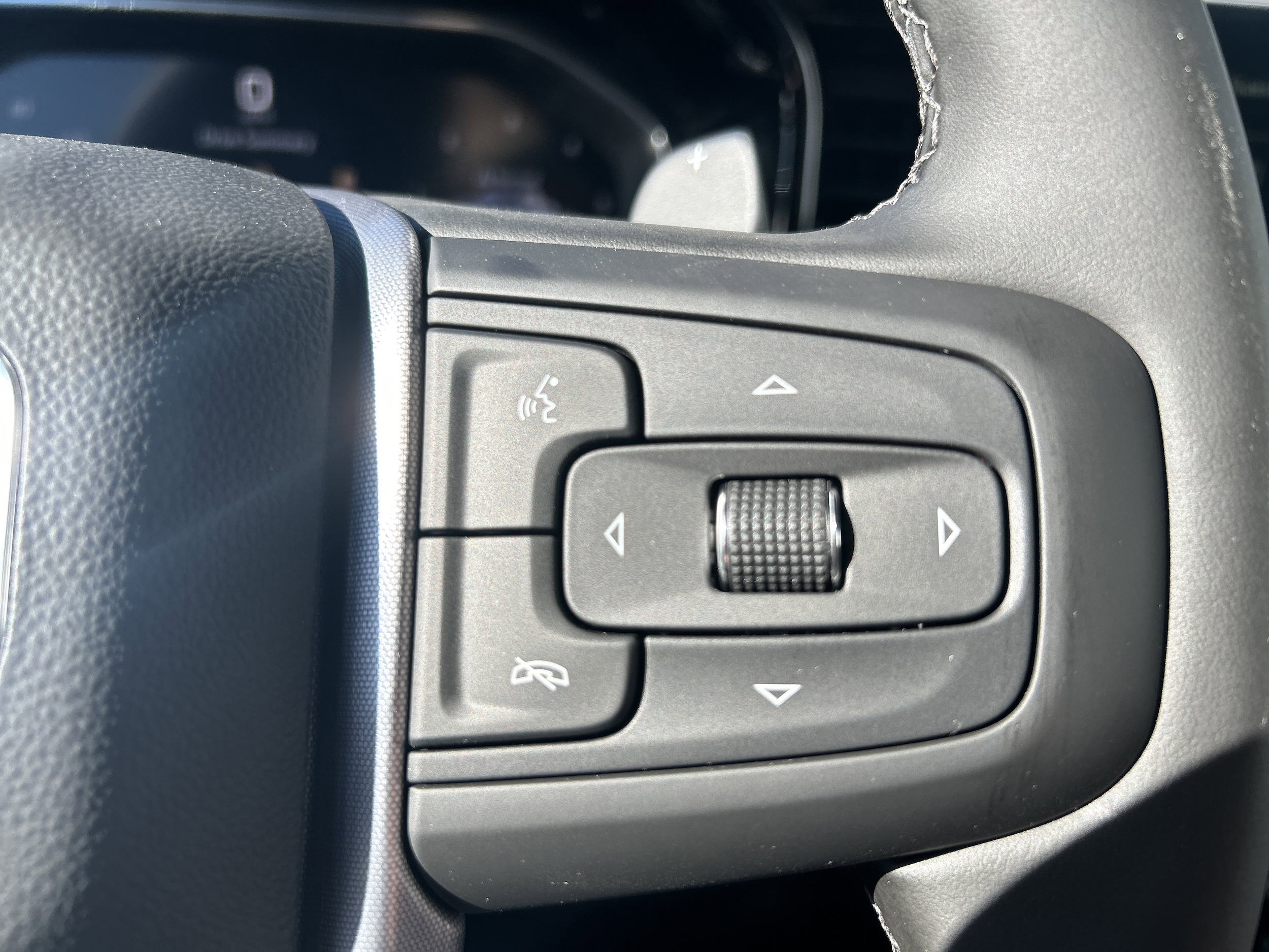 2026 GMC Sierra 1500 SLT - Photo 21