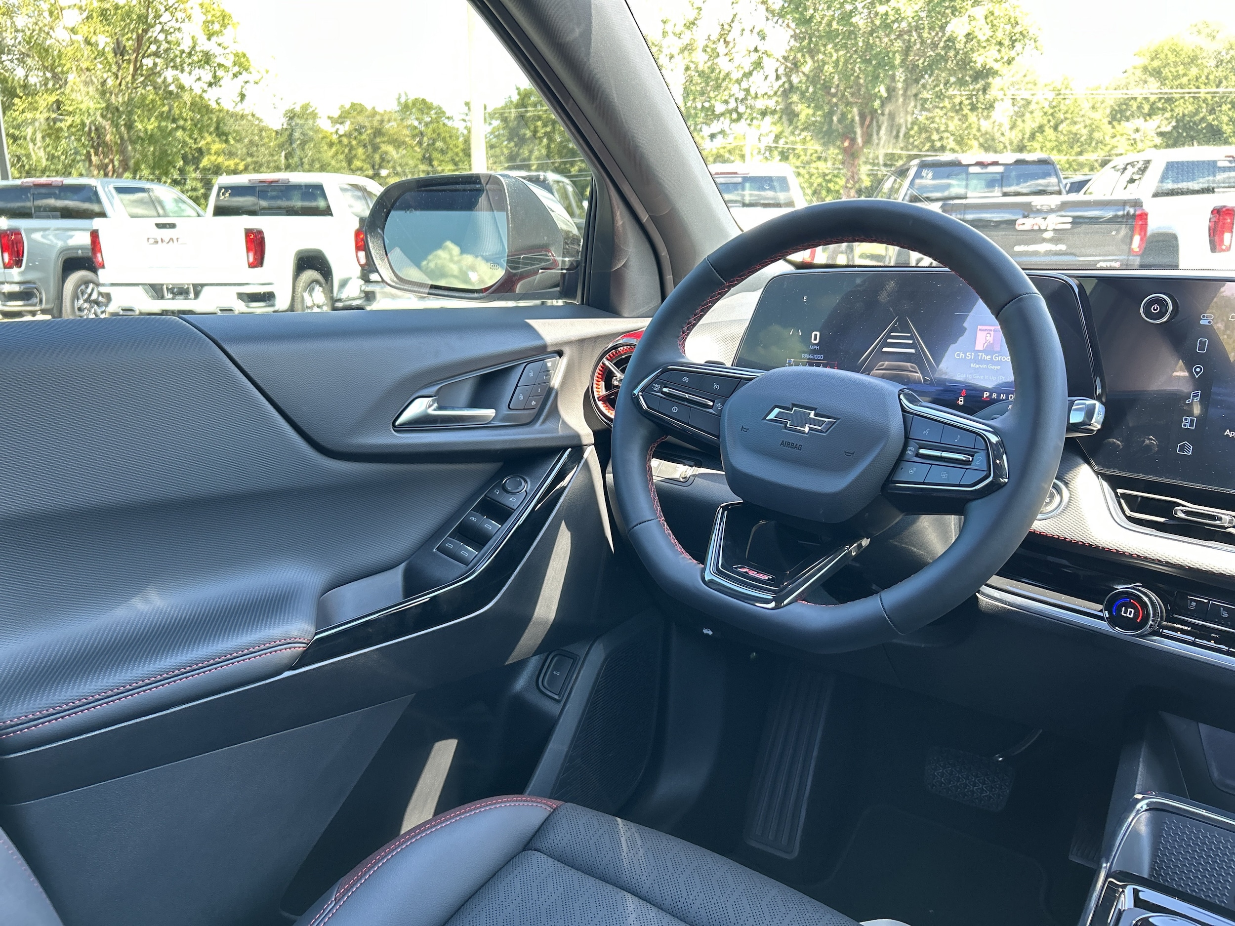 2027 Chevrolet Equinox RS - Photo 35