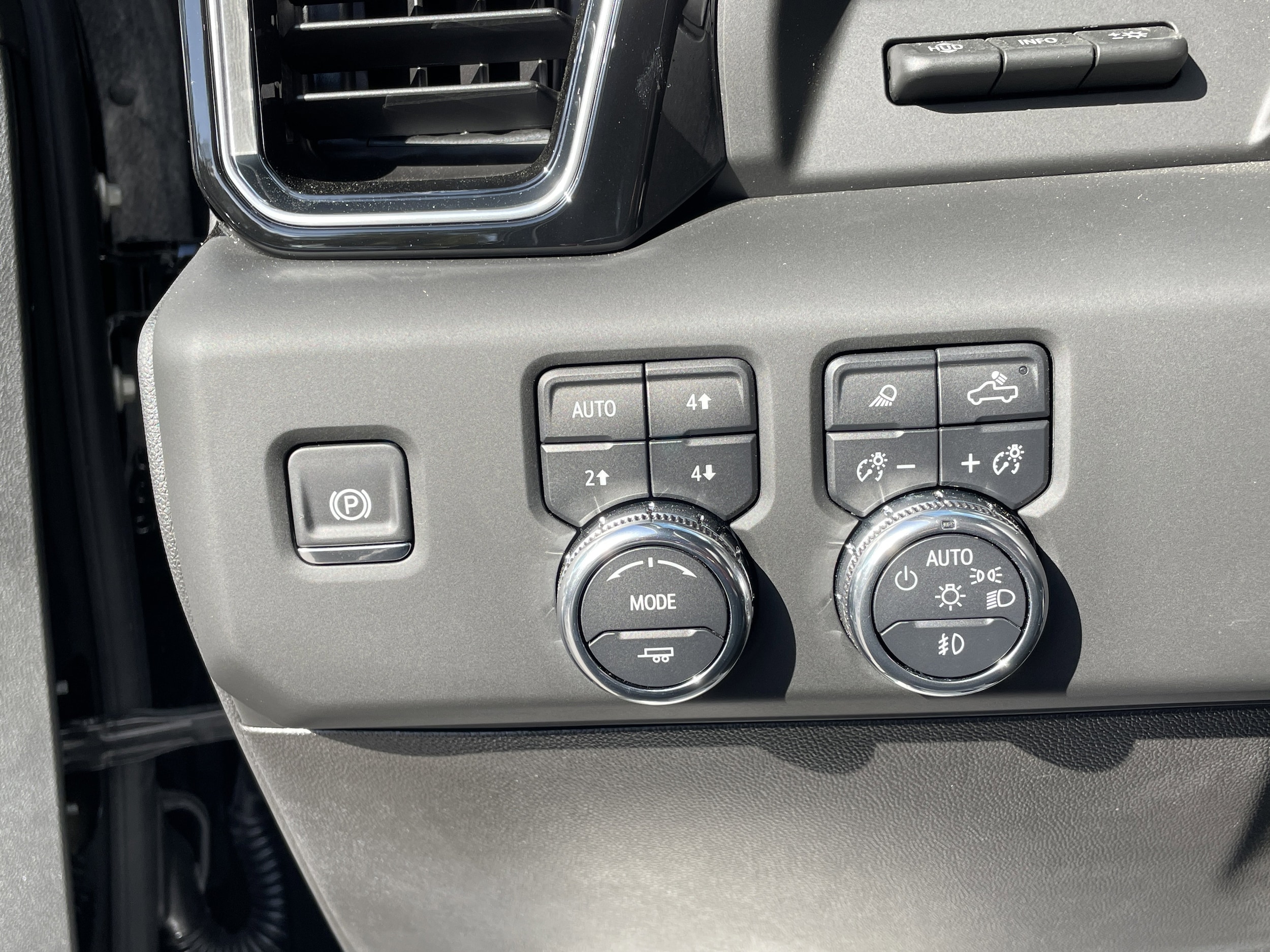 2025 GMC Sierra 2500HD Denali - Photo 21