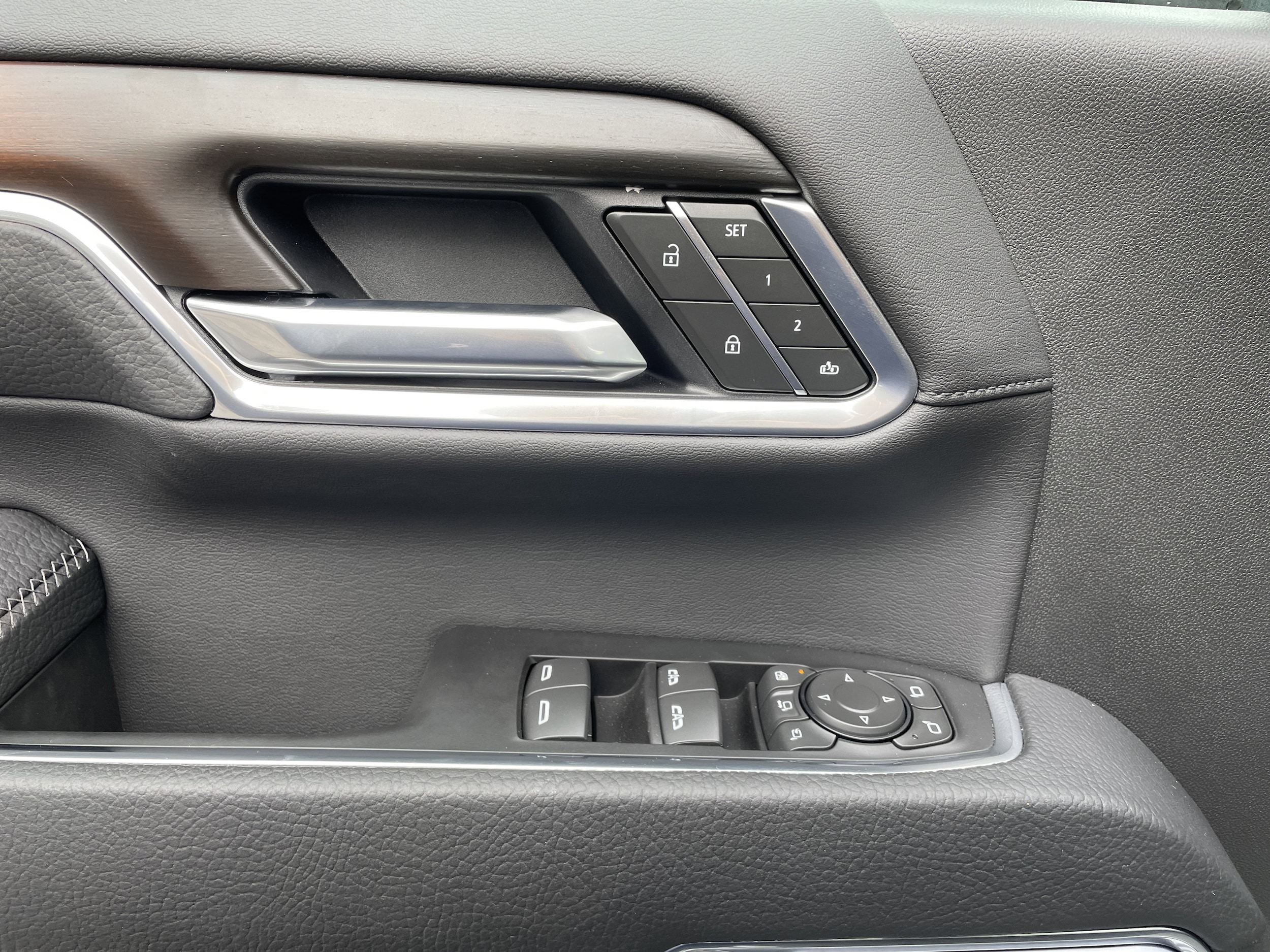 2025 GMC Sierra 2500HD Denali - Photo 12