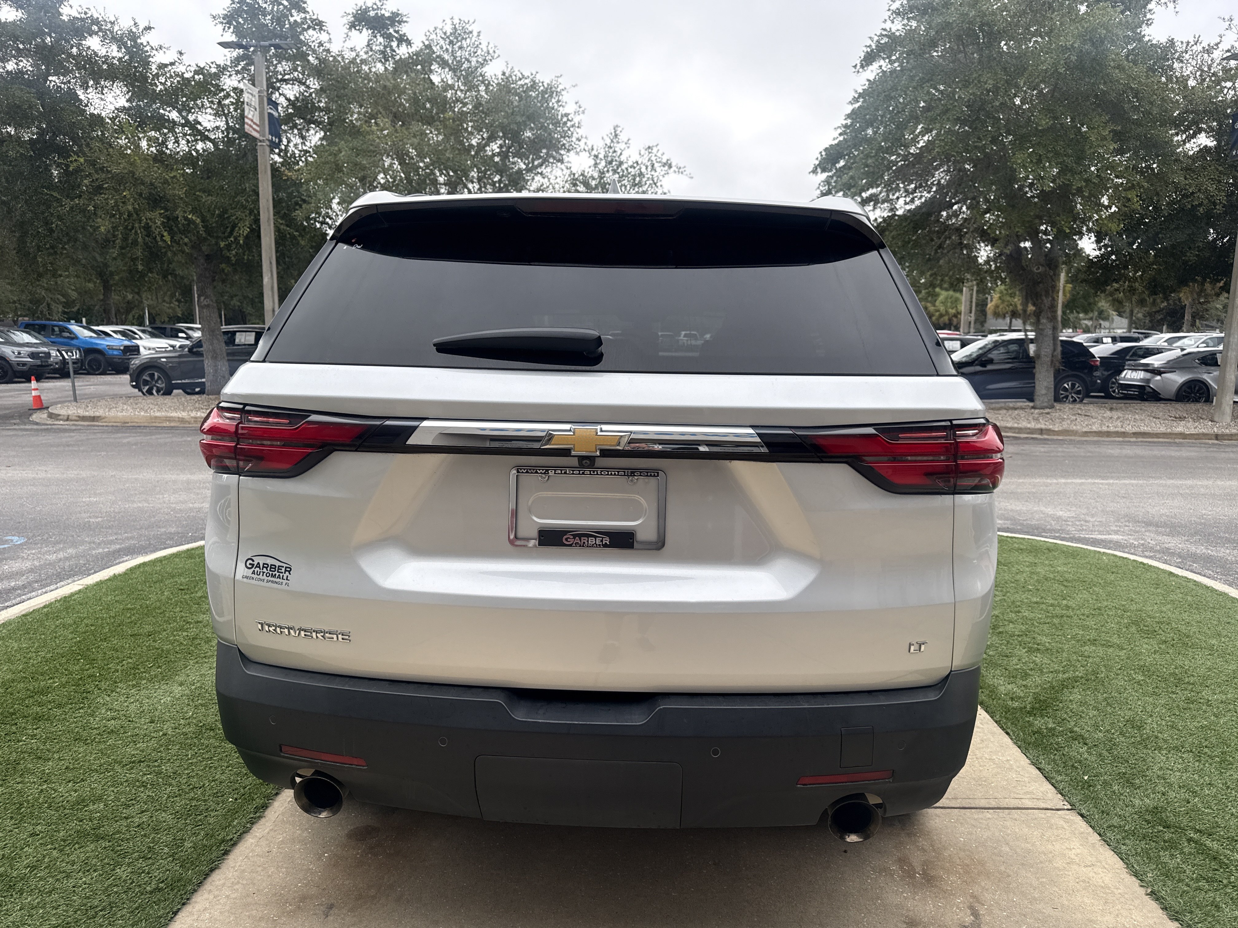Used 2022 Chevrolet Traverse LT Leather SUV