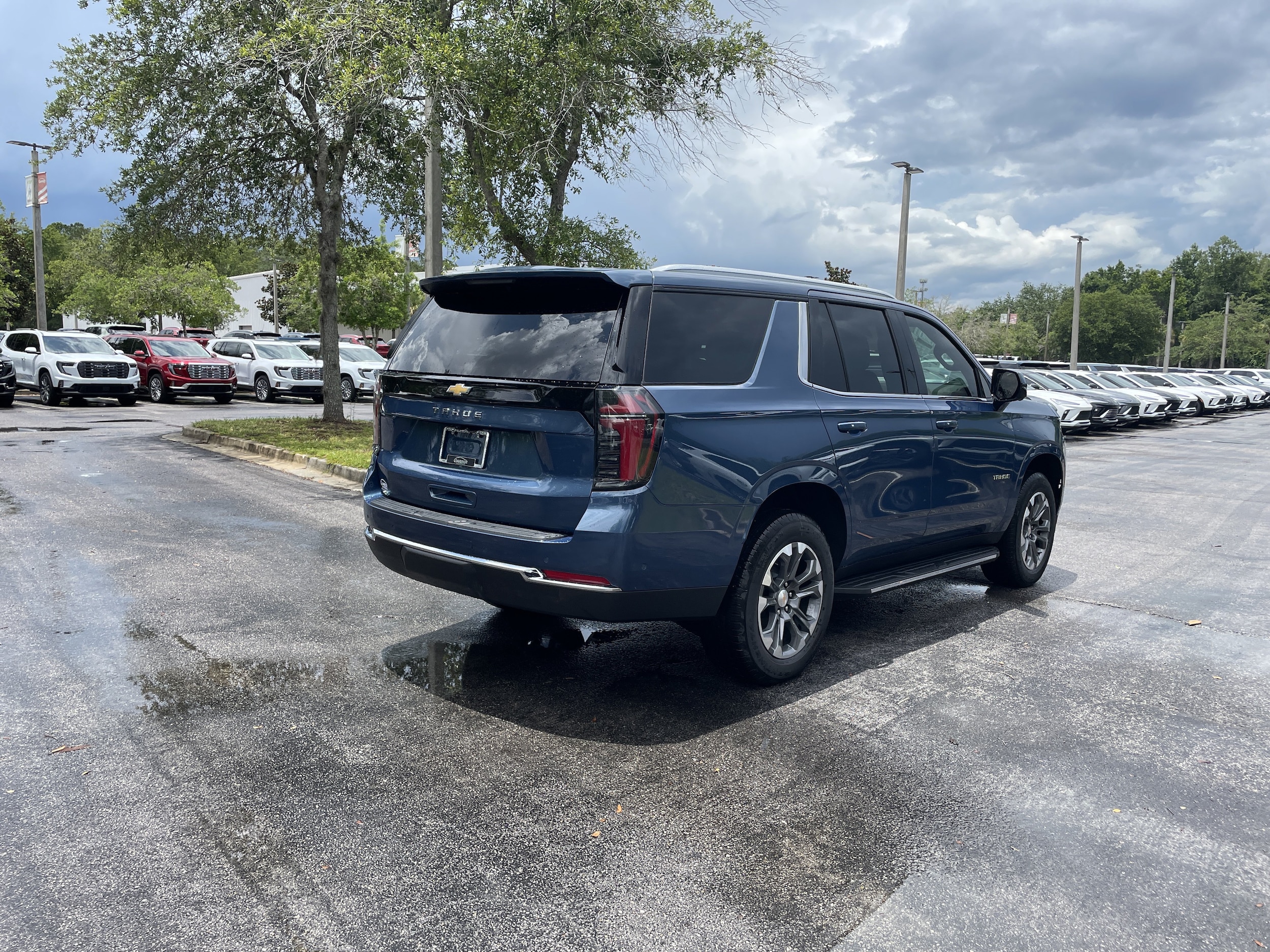 2026 Chevrolet Tahoe LS - Photo 7