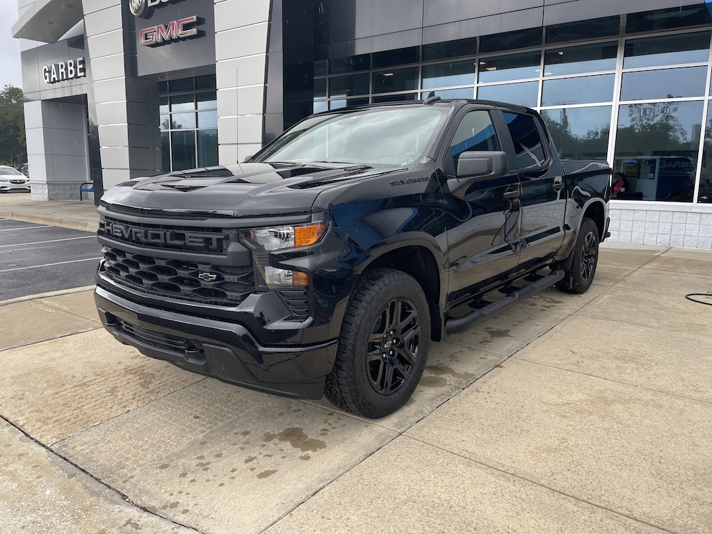 New 2026 Chevrolet Silverado 1500 Custom Truck