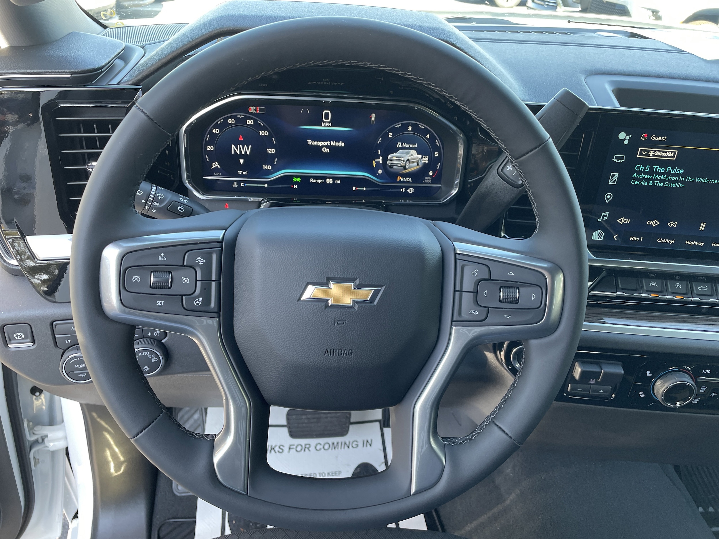 2025 Chevrolet Silverado 1500 LT - Photo 15