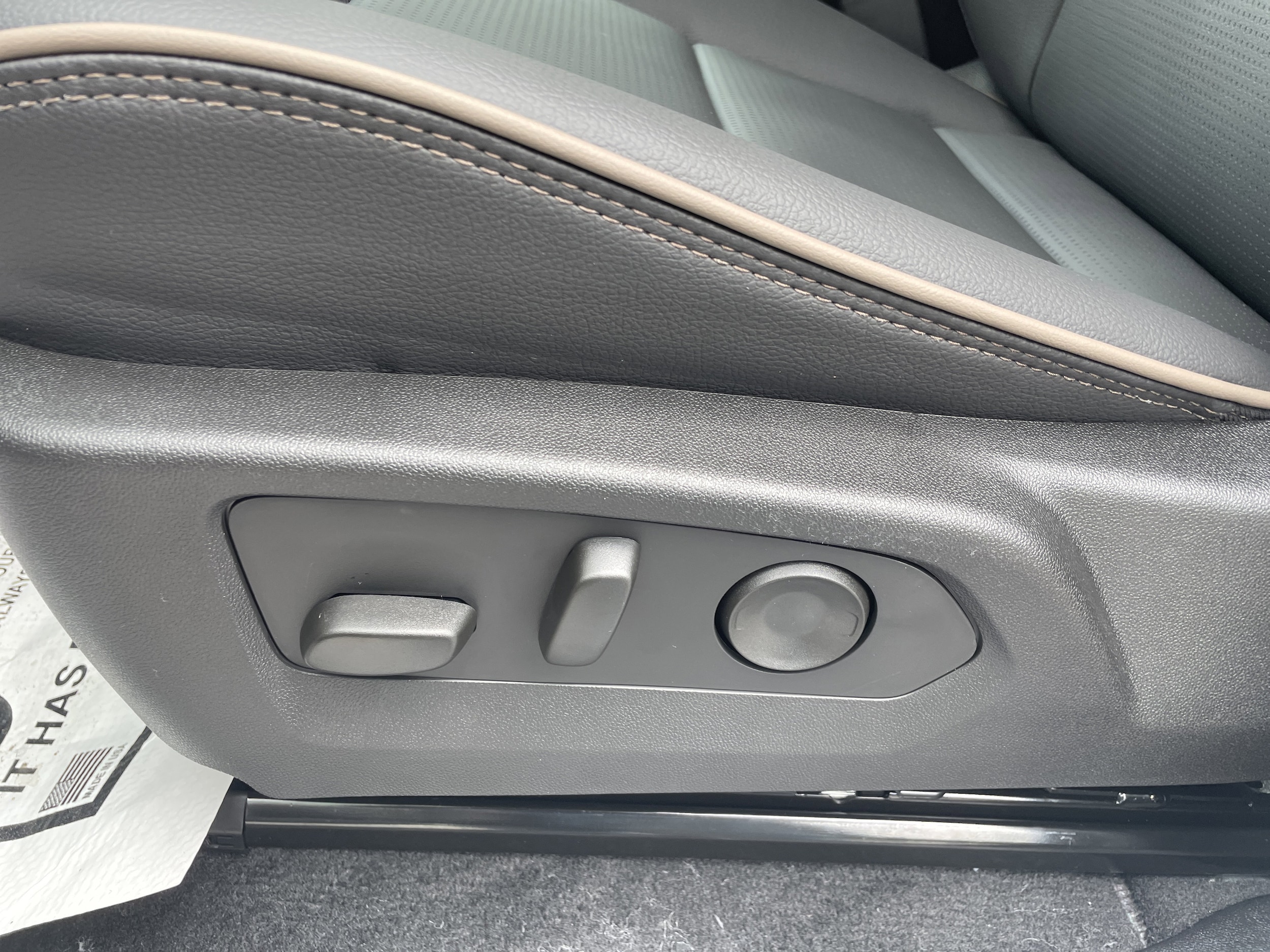 2026 GMC Canyon Denali - Photo 12