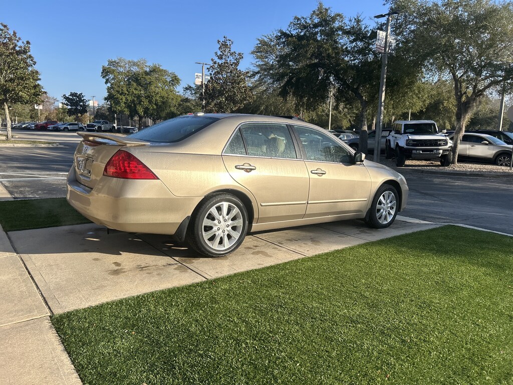 Used 2006 Honda Accord Sdn EX-L V6