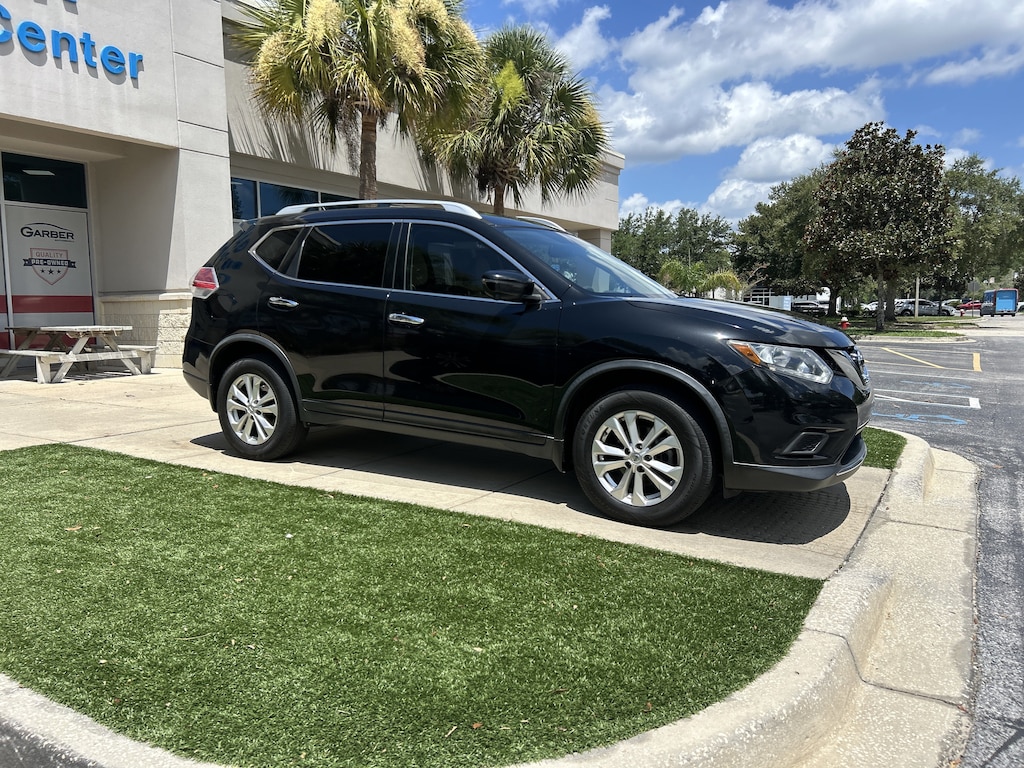 Used 2016 Nissan Rogue SV SUV