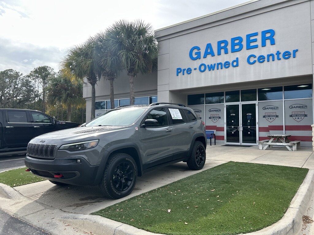 Used 2022 Jeep Cherokee Trailhawk