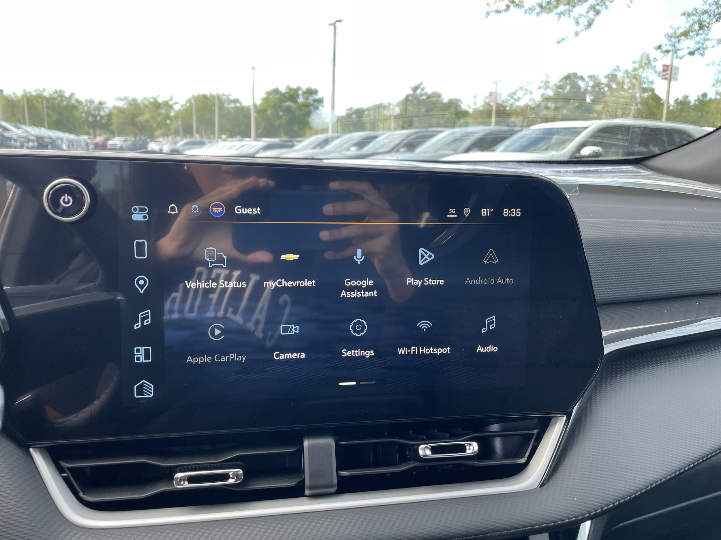 2027 Chevrolet Equinox LT - Photo 20