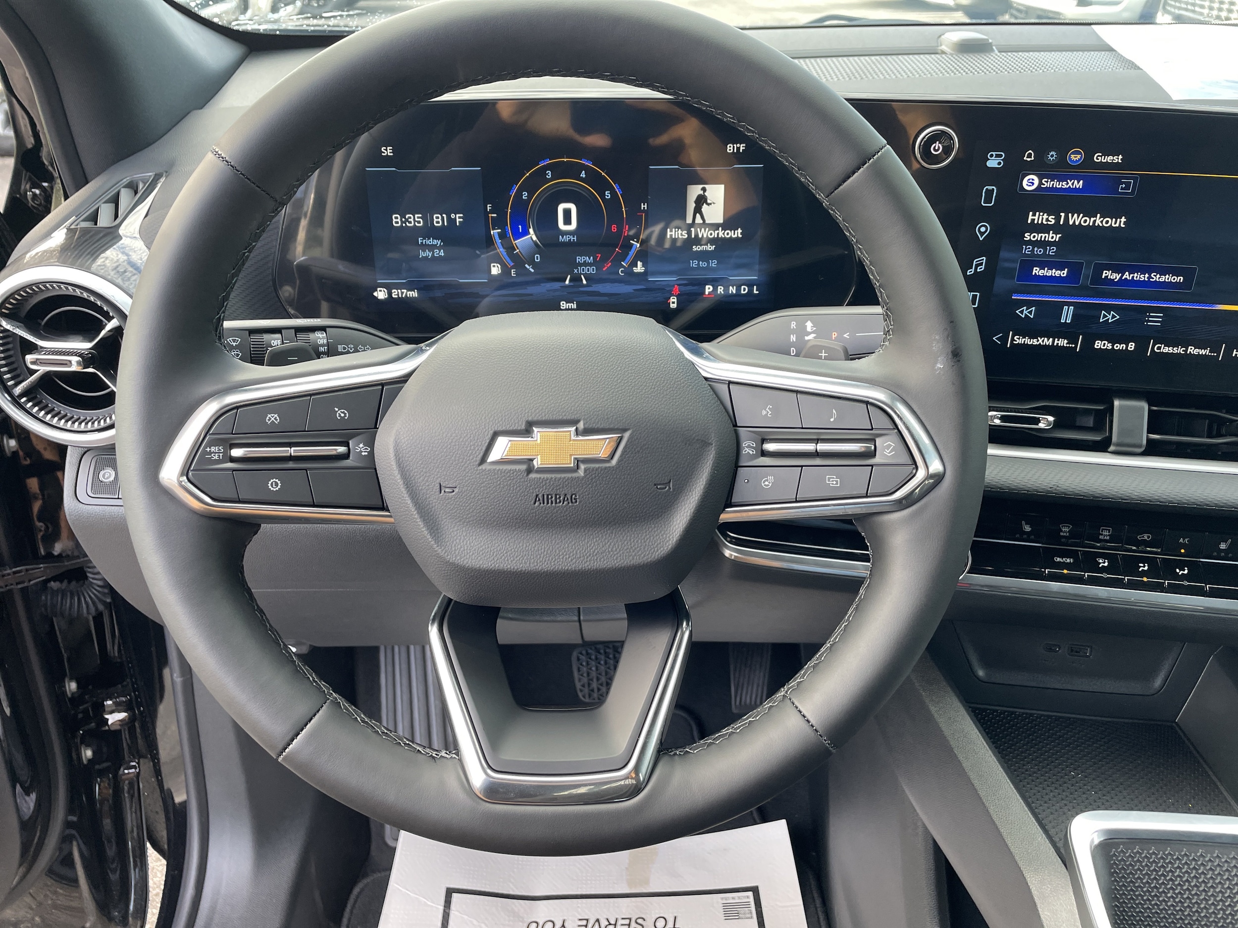 2027 Chevrolet Equinox LT - Photo 14