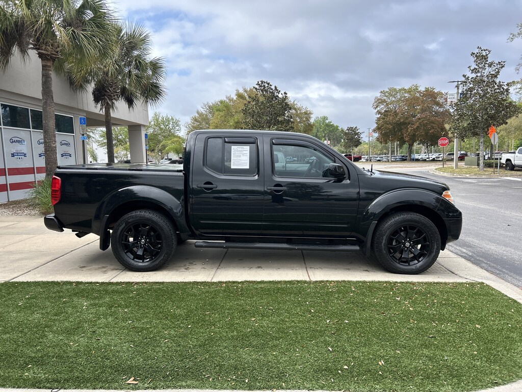 Used 2019 Nissan Frontier SV Truck Crew Cab