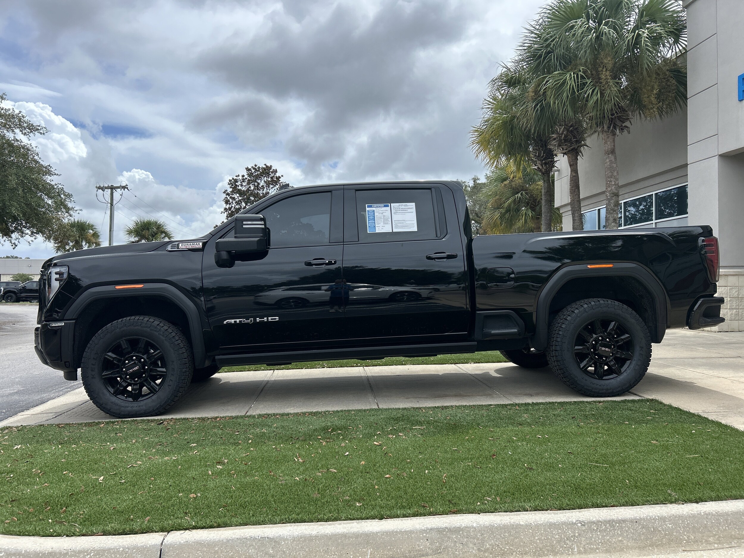 2024 Gmc Sierra 2500 HD AT4 photo 4