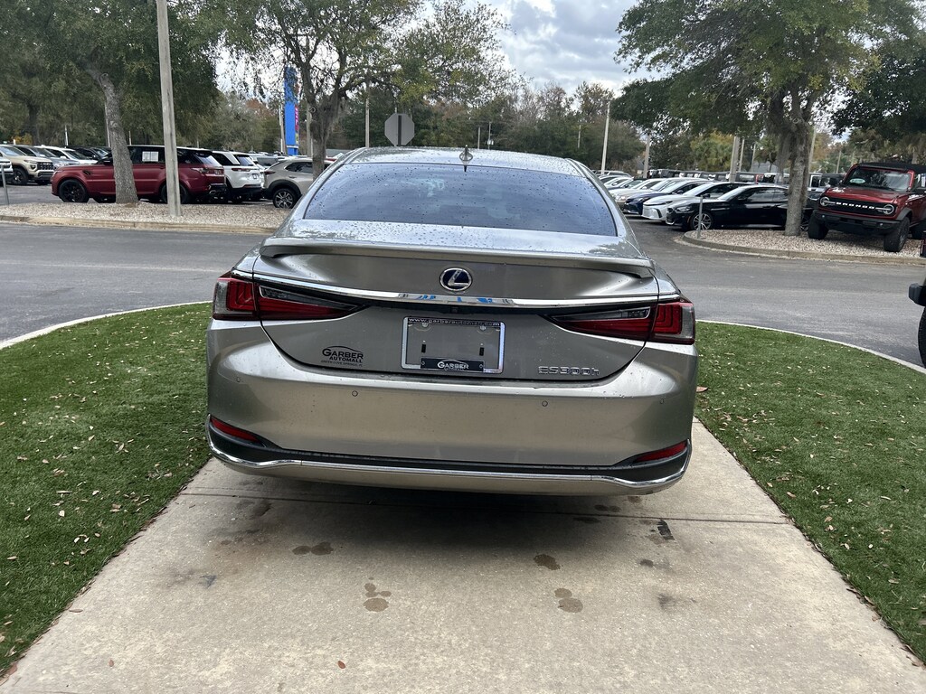 Used 2019 Lexus ES 300h Sedan