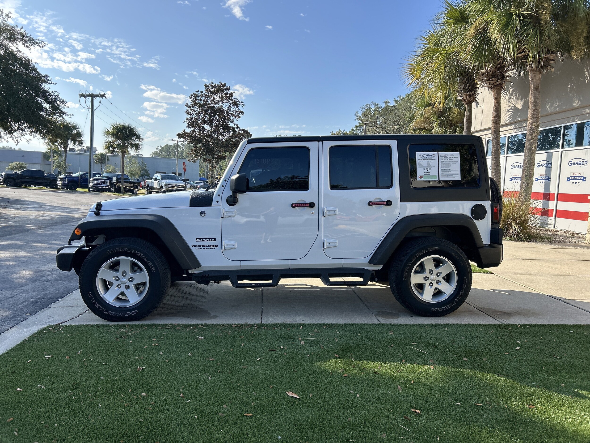 2018 Jeep Wrangler Unlimited Sport photo 4