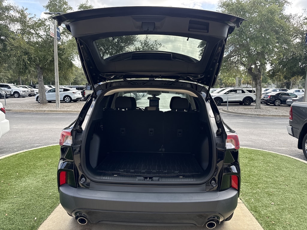 Certified 2021 Ford Escape SE SUV