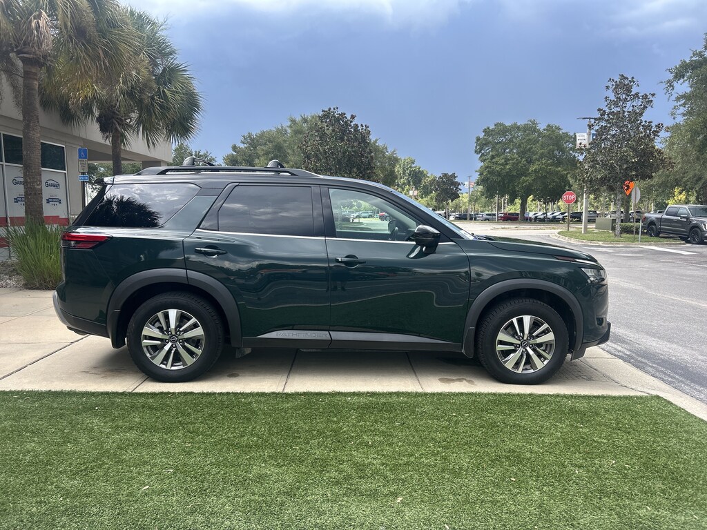 Certified 2022 Nissan Pathfinder SL SUV