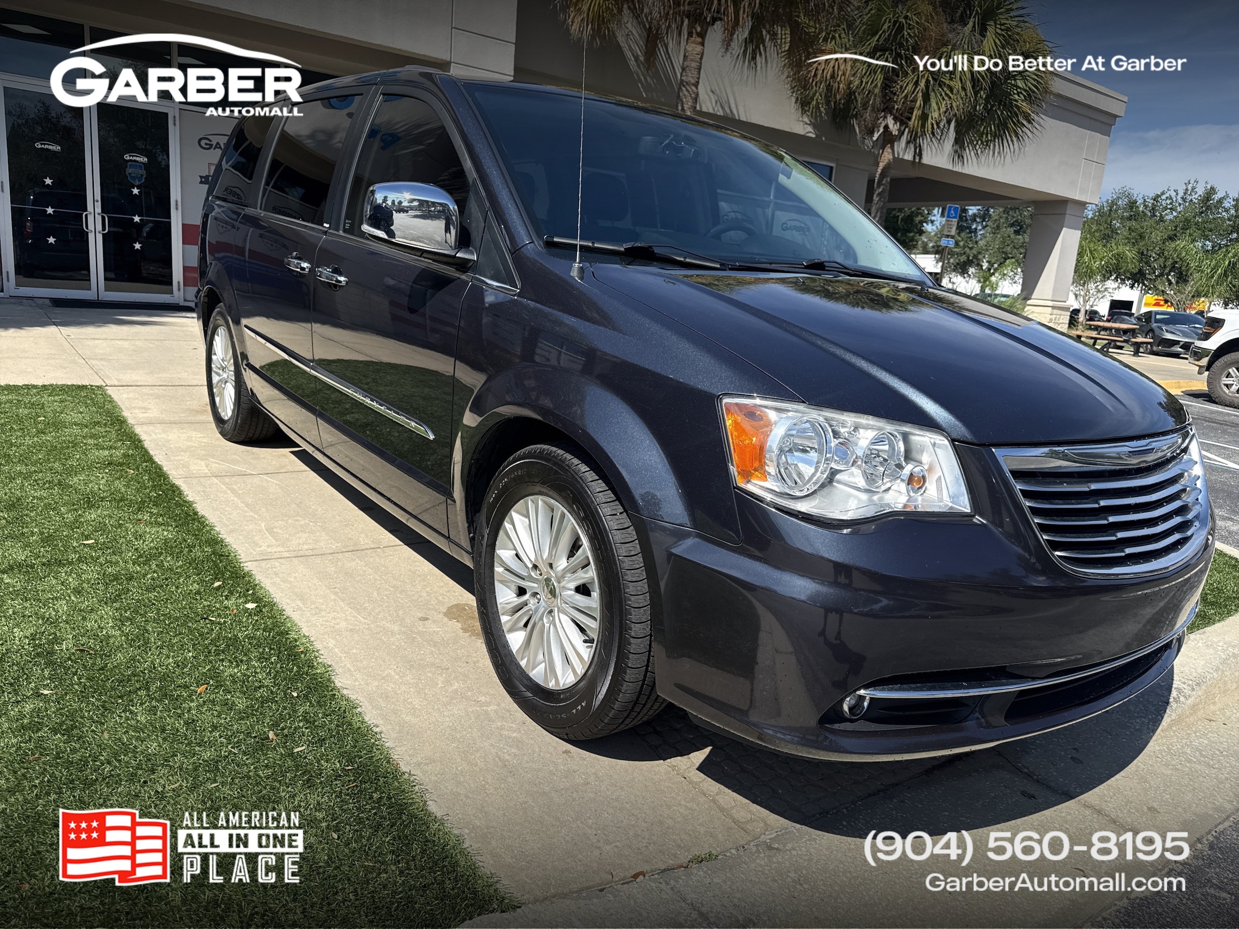 2013 Chrysler Town & Country Touring-L