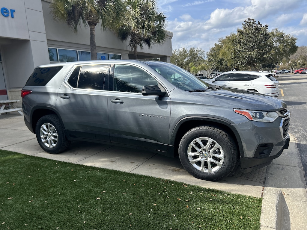 Used 2021 Chevrolet Traverse LS SUV