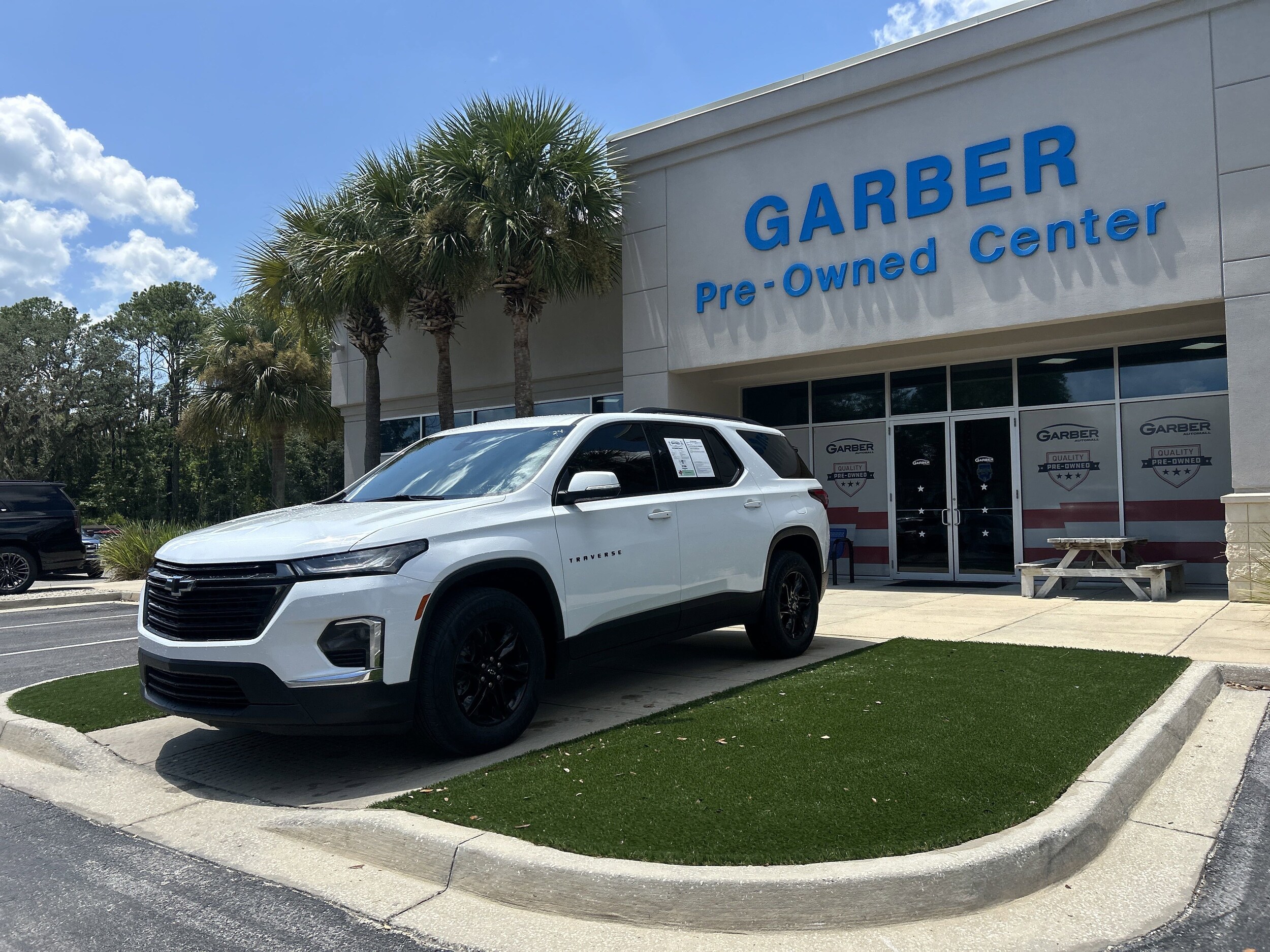2022 Chevrolet Traverse Cloth 1LT photo 3