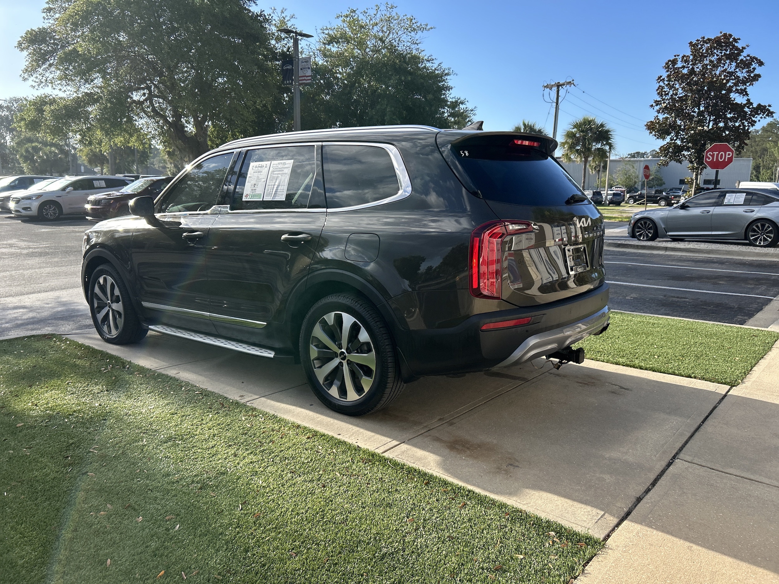 2022 Kia Telluride EX - Photo 8
