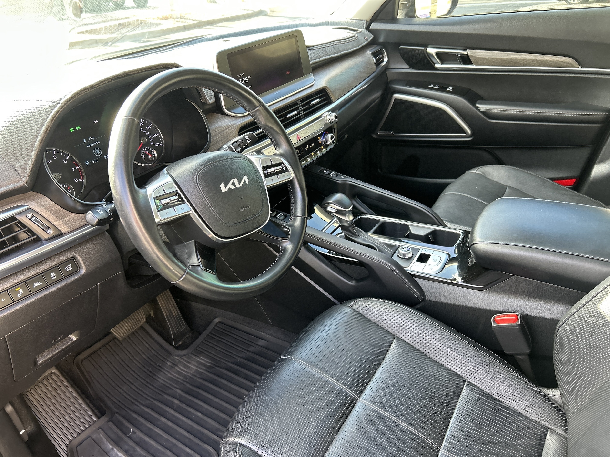2022 Kia Telluride EX - Photo 18