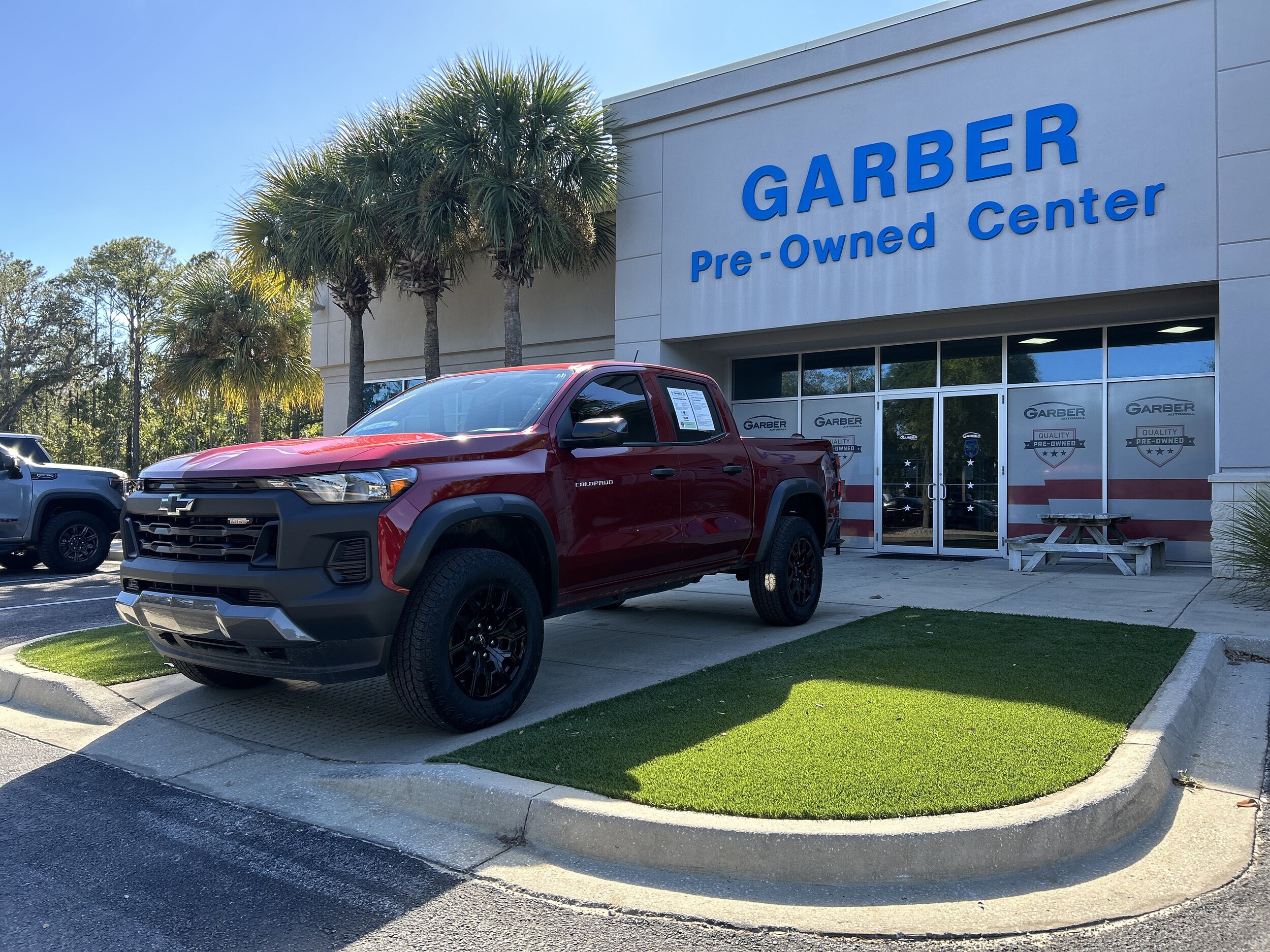 2024 Chevrolet Colorado Trail Boss photo 3