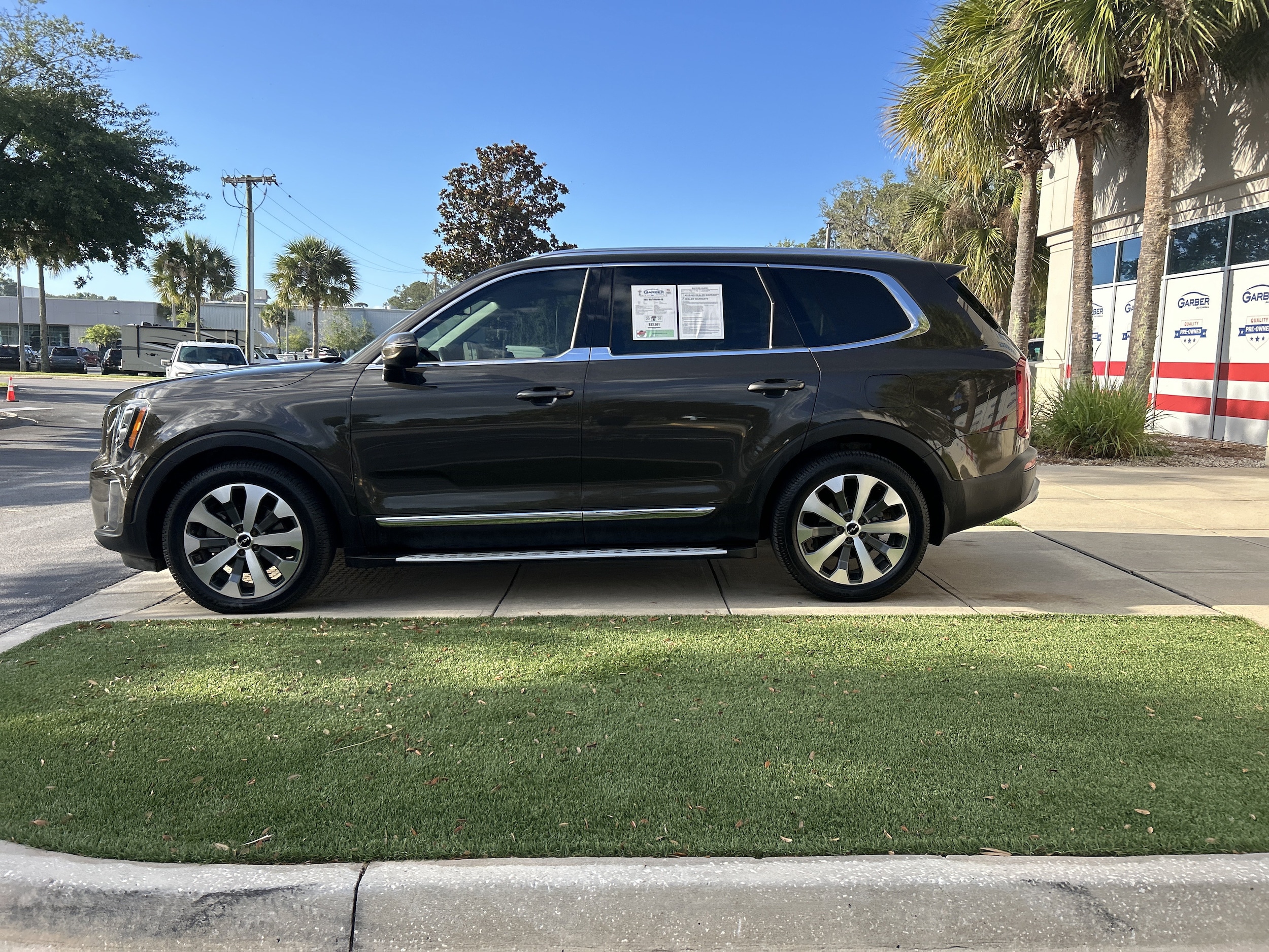 2022 Kia Telluride EX - Photo 10