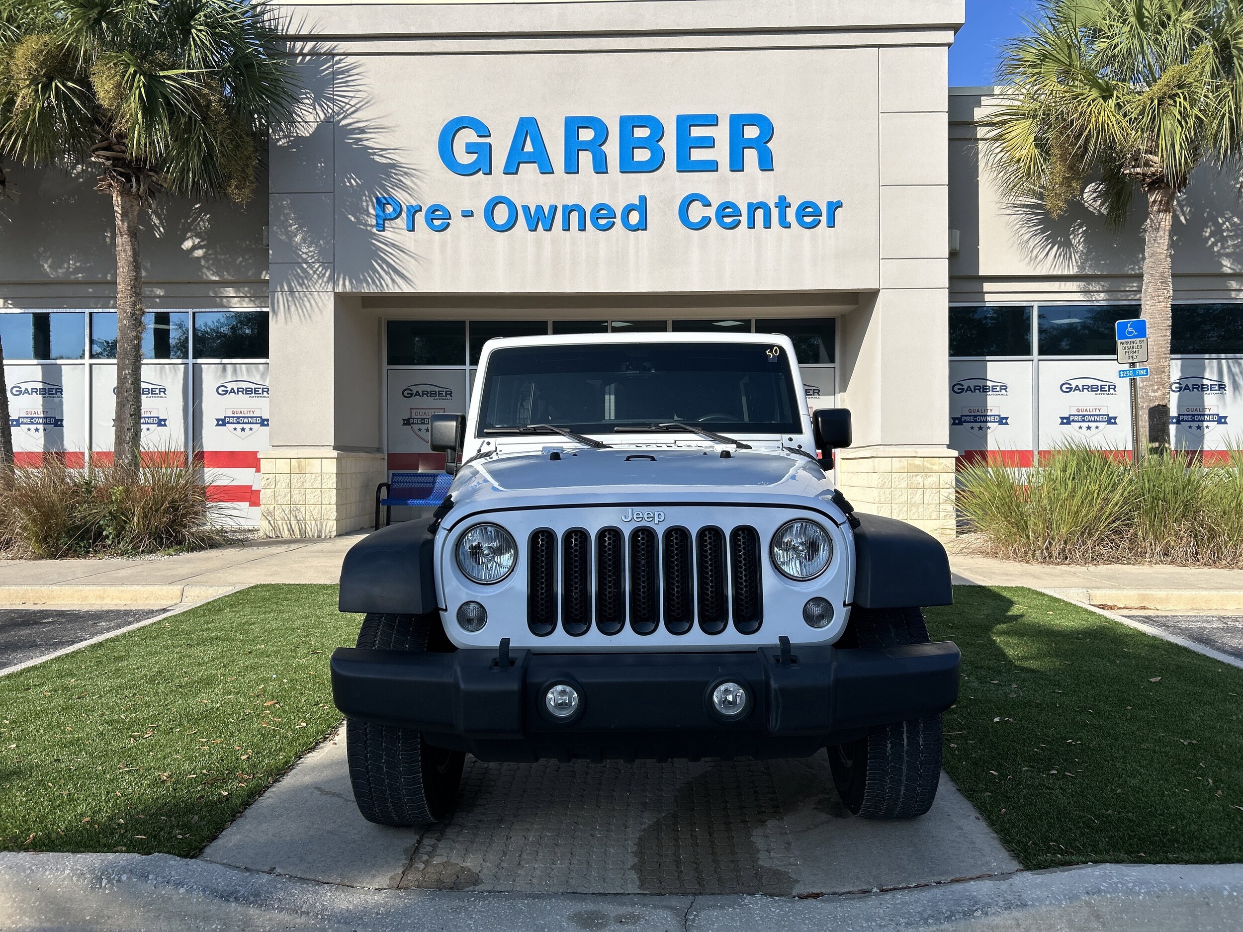 2018 Jeep Wrangler Unlimited Sport photo 2