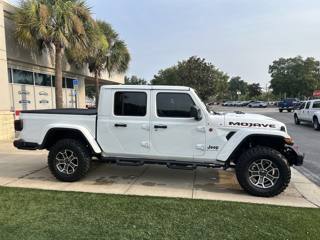 Certified 2024 Jeep Gladiator Mojave Truck Crew Cab