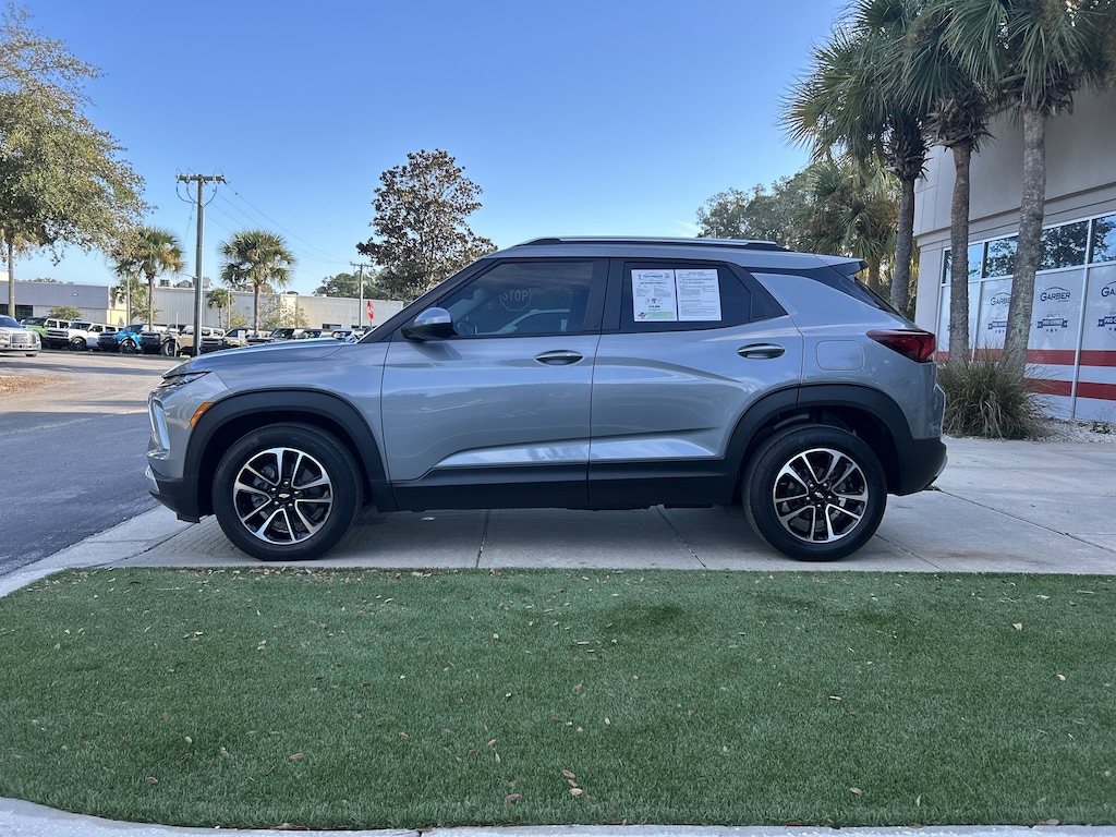 Used 2024 Chevrolet Trailblazer LT SUV