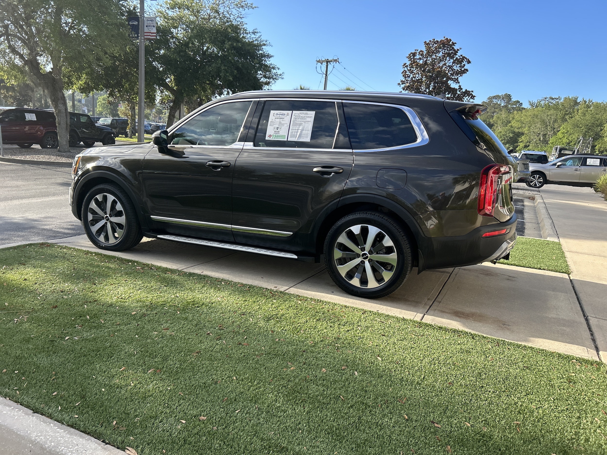 2022 Kia Telluride EX - Photo 9