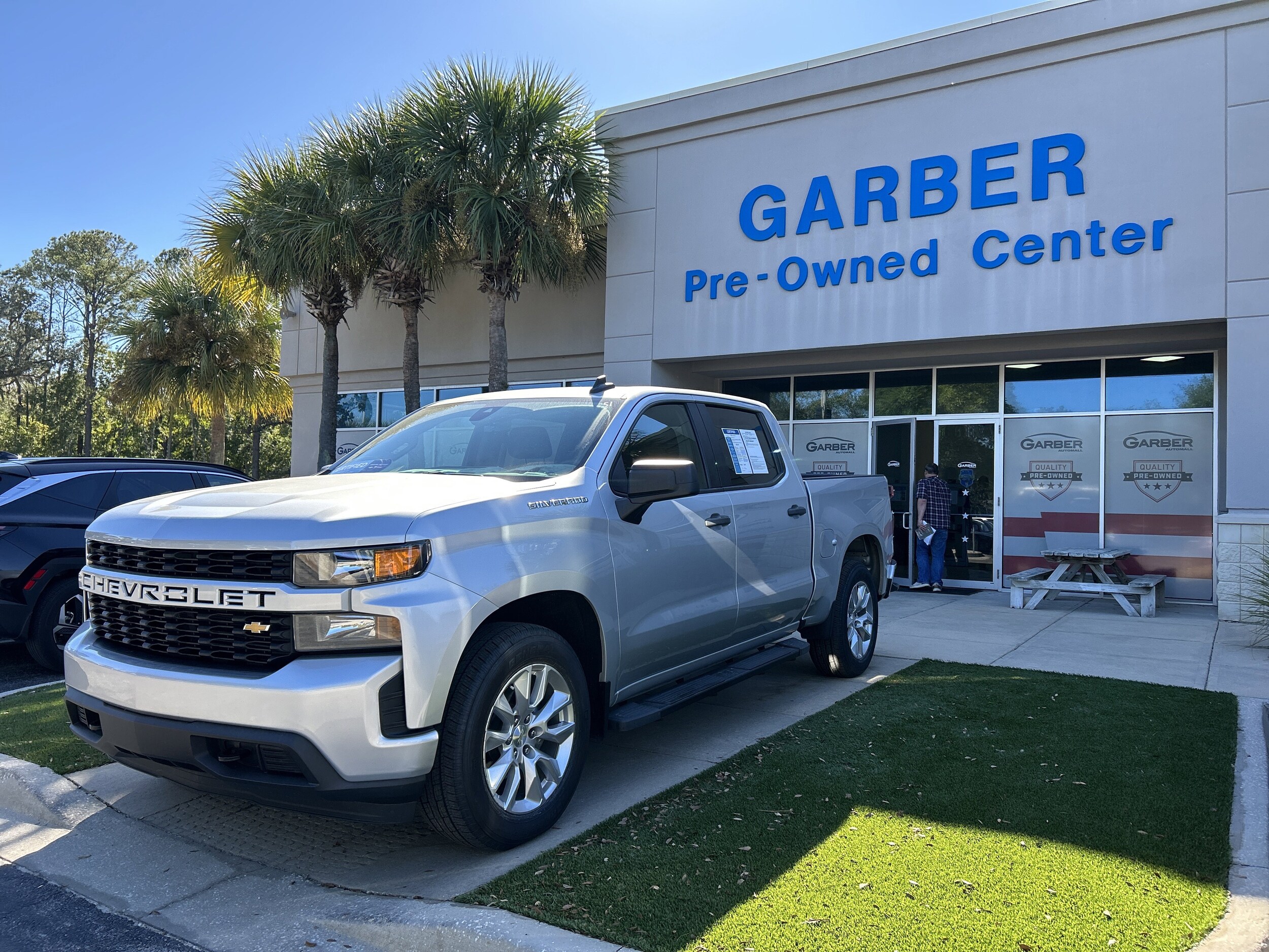 2022 Chevrolet Silverado 1500 Custom photo 3