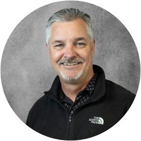 Staff member Shane Armstrong from ID_27ad741abda3