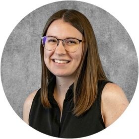 Staff member Allison Miller from ID_5a919808c90e