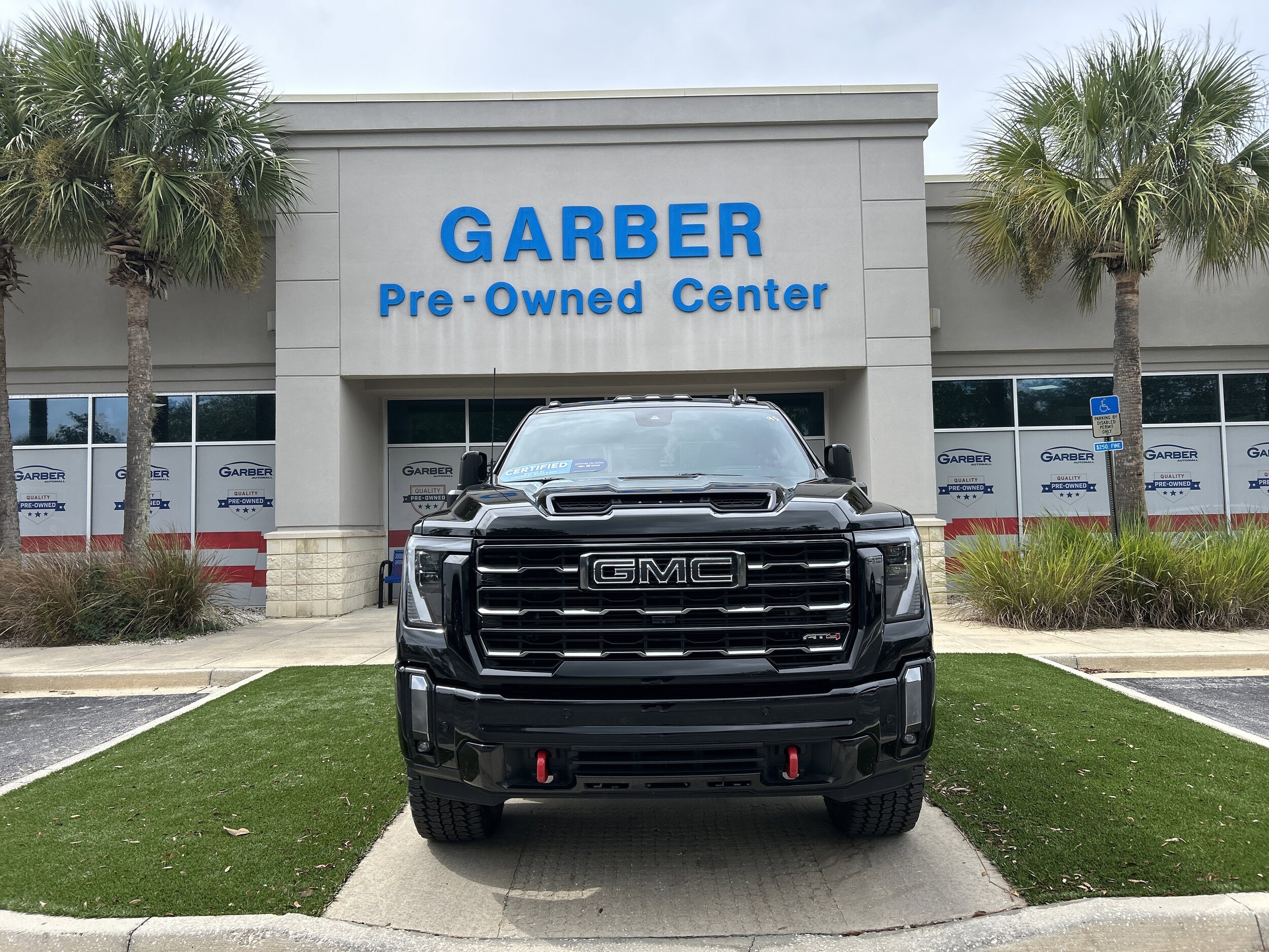 2024 Gmc Sierra 2500 HD AT4 photo 2