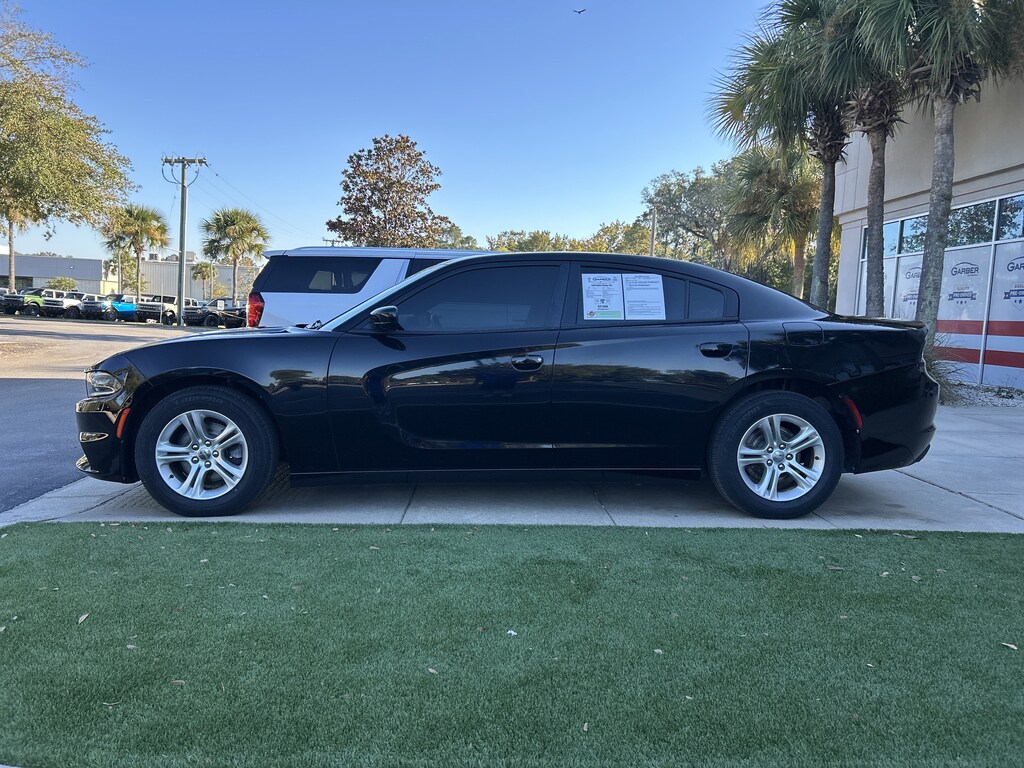 Used 2020 Dodge Charger SXT Sedan