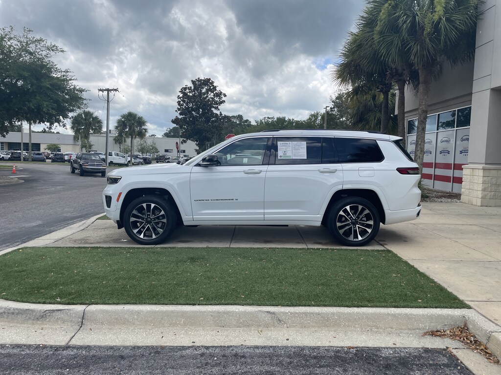 Used 2023 Jeep Grand Cherokee L Overland SUV