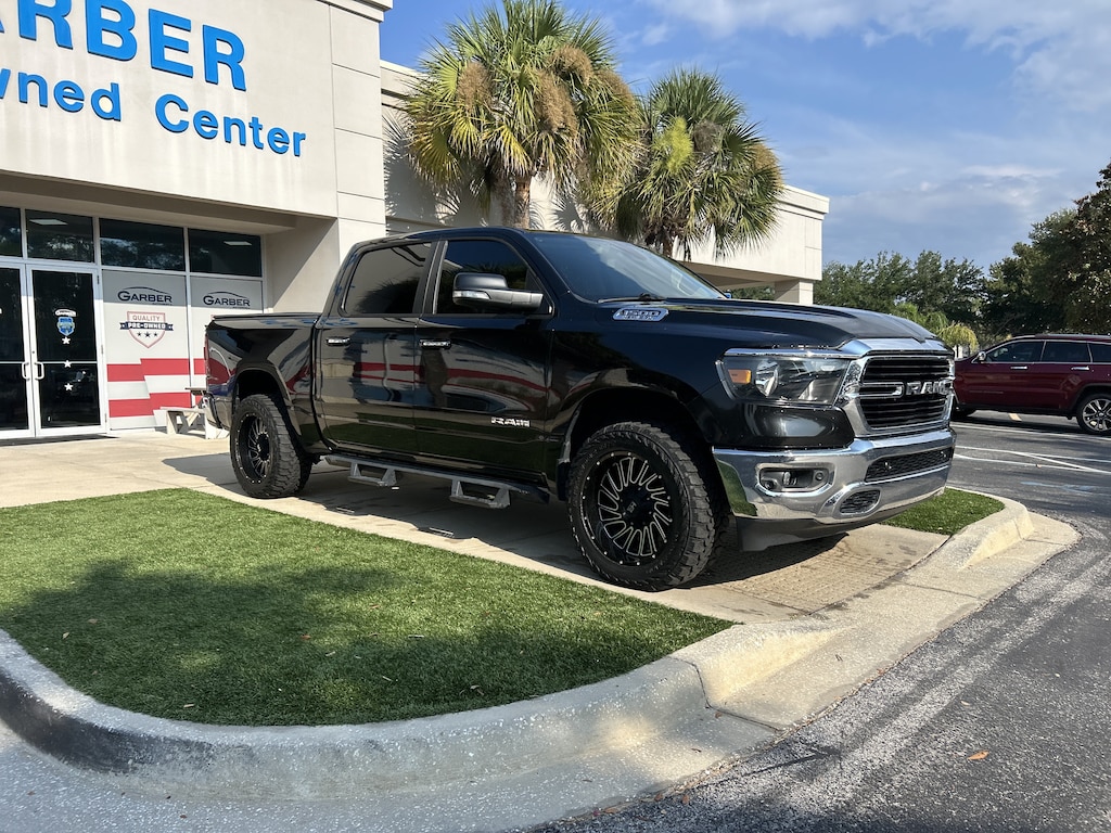 Certified 2020 Ram 1500 Big Horn/Lone Star Truck Crew Cab
