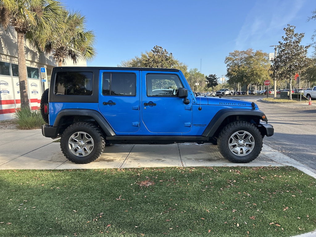 Used 2016 Jeep Wrangler Unlimited Rubicon SUV
