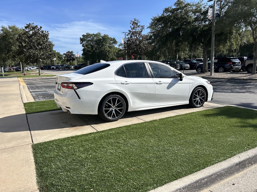 Certified 2021 Toyota Camry SE Sedan